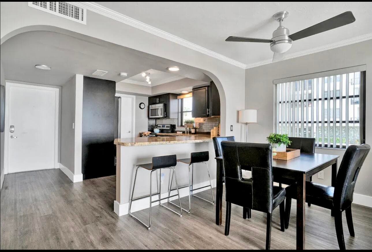 300 Croton Avenue 102, Lantana, FL 33462 — photo 9 of 24