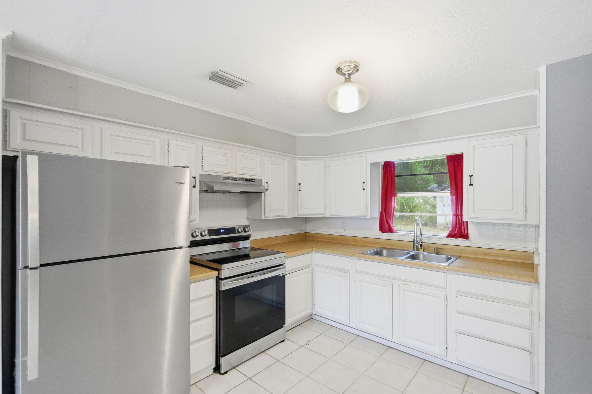 601 Russ Road, Fort Pierce, FL 34982 — photo 12 of 29