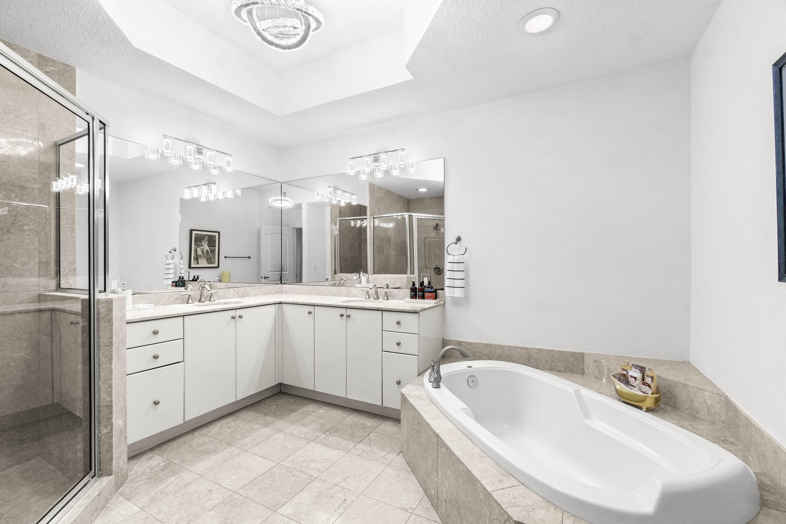 701 S Olive Avenue 807, West Palm Beach, FL 33401 — photo 15 of 49