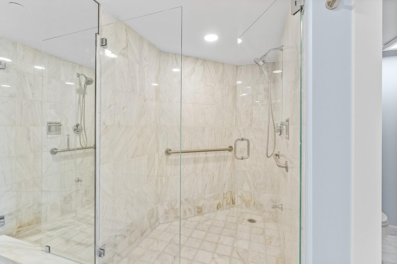 100 Lakeshore Drive 252, North Palm Beach, FL 33408 — photo 17 of 31
