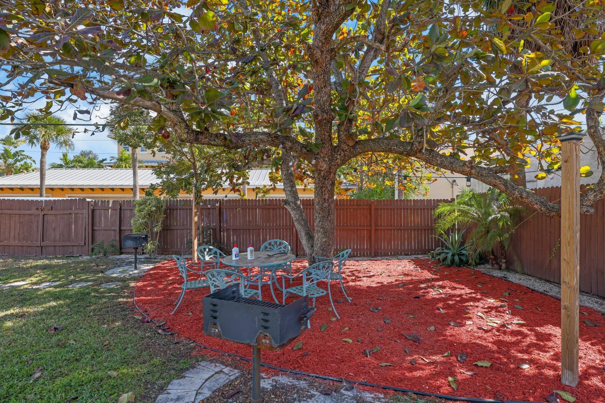 812 S N Street, Lake Worth Beach, FL 33460 — photo 70 of 81