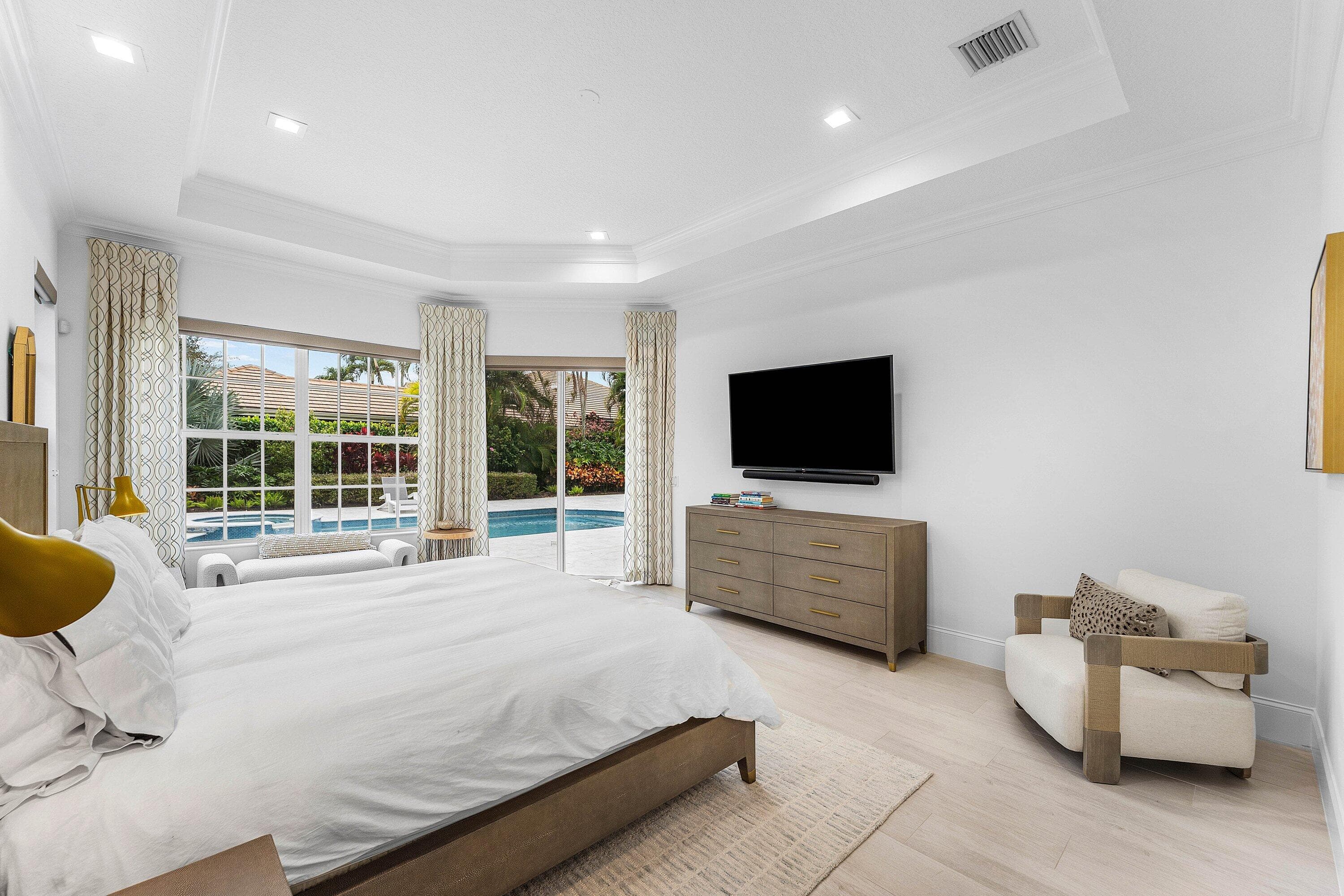 132 Pembroke Drive, Palm Beach Gardens, FL 33418 — photo 24 of 73