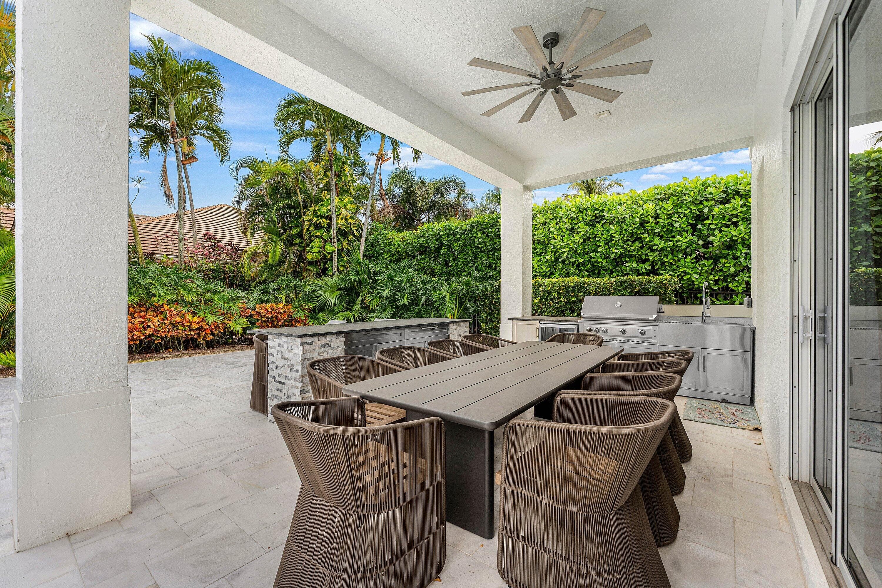 132 Pembroke Drive, Palm Beach Gardens, FL 33418 — photo 42 of 73