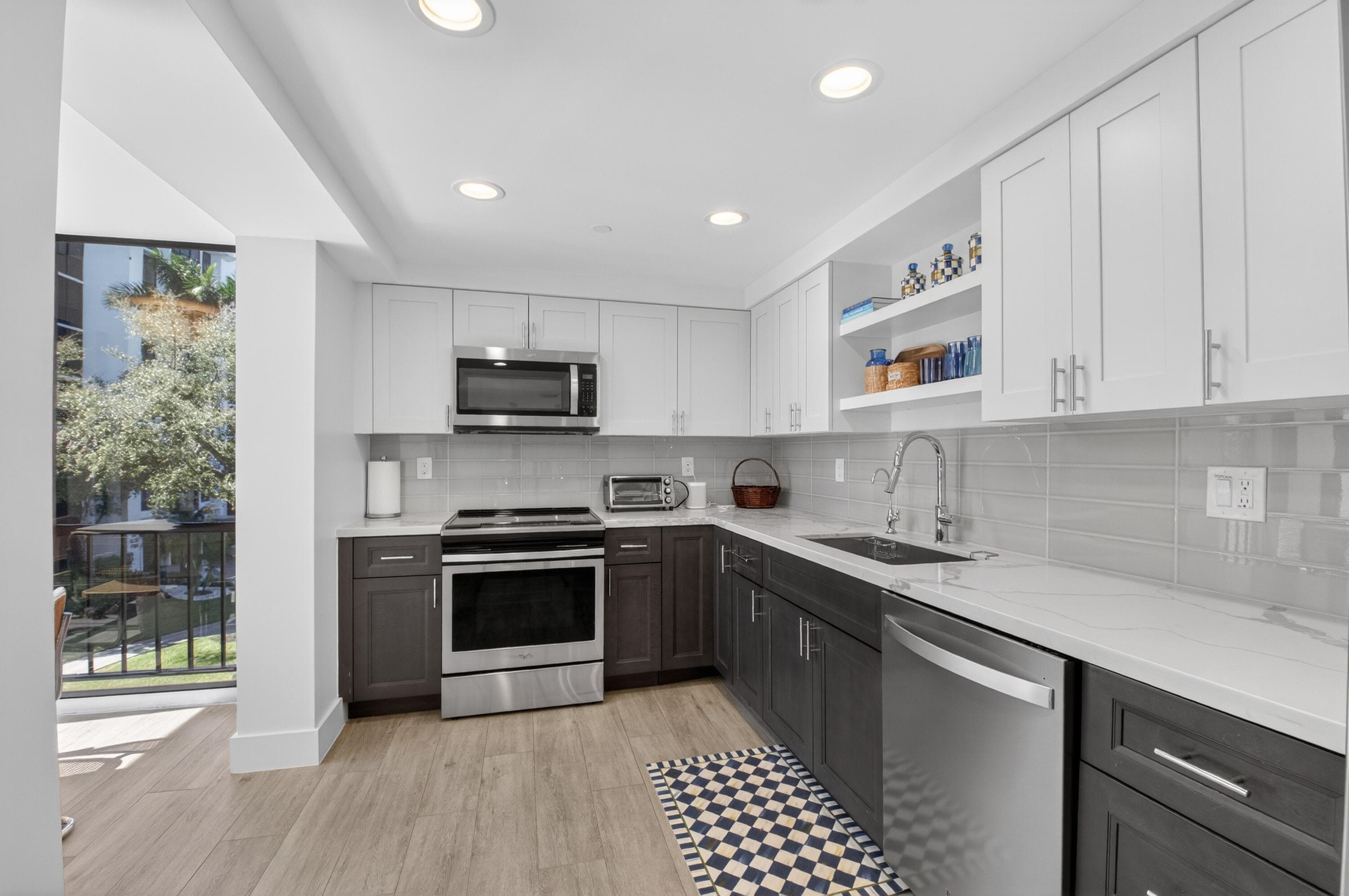 7754 Lakeside Boulevard 435, Boca Raton, FL 33434 — photo 18 of 67