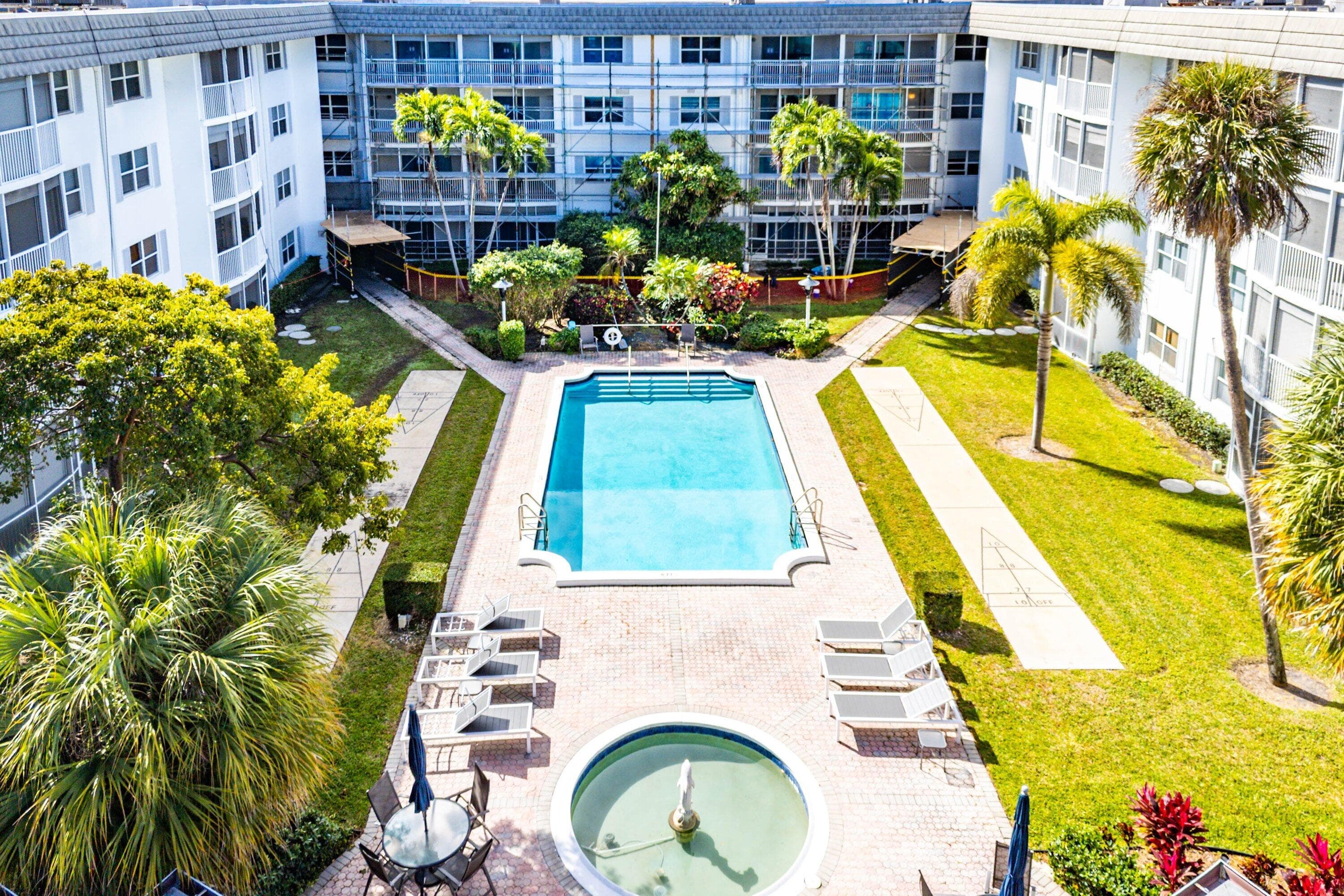 800 E Camino Real 409, Boca Raton, FL 33432 — photo 28 of 37