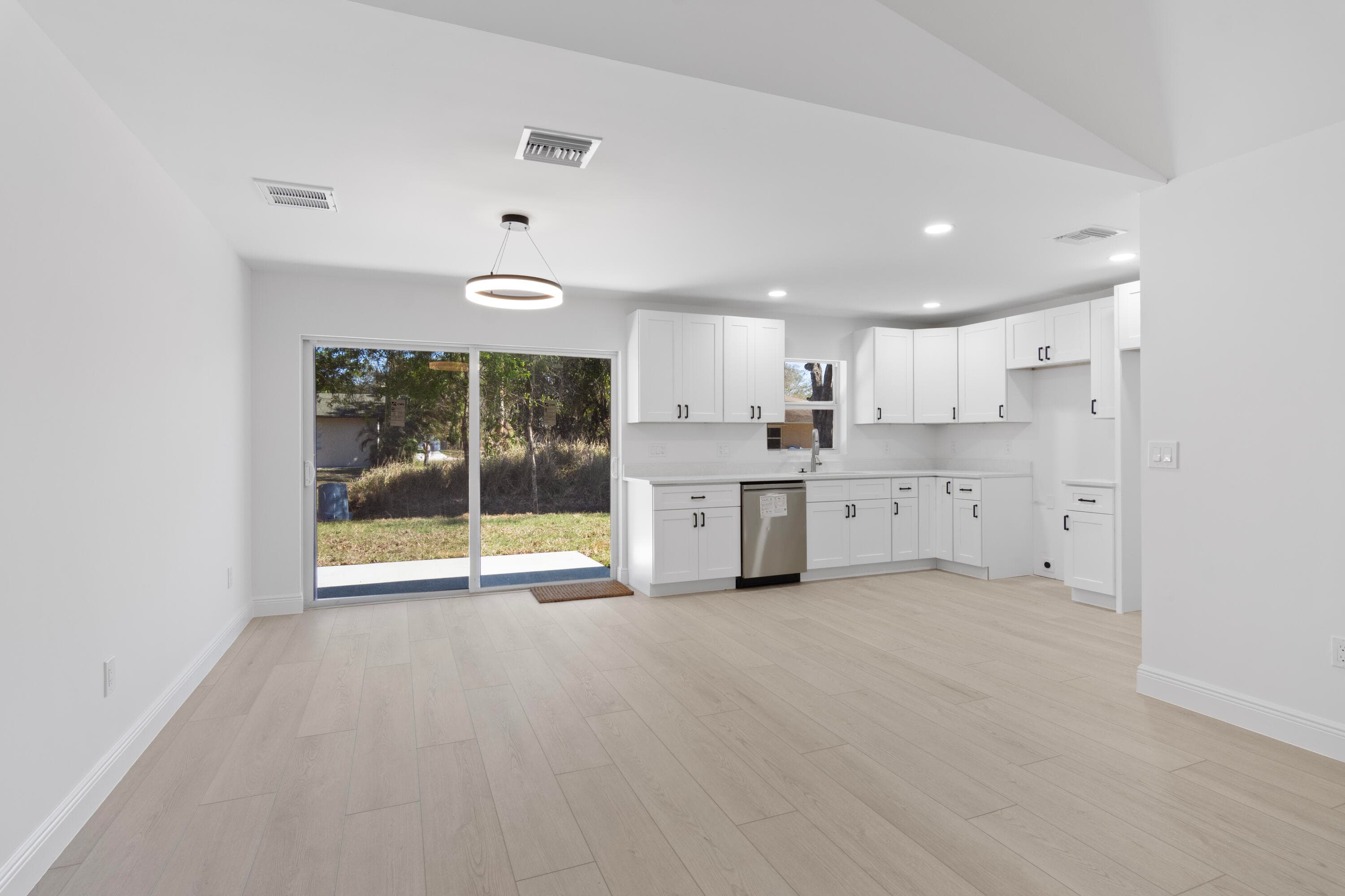 4556 49th Avenue, Vero Beach, FL 32967 — photo 10 of 24