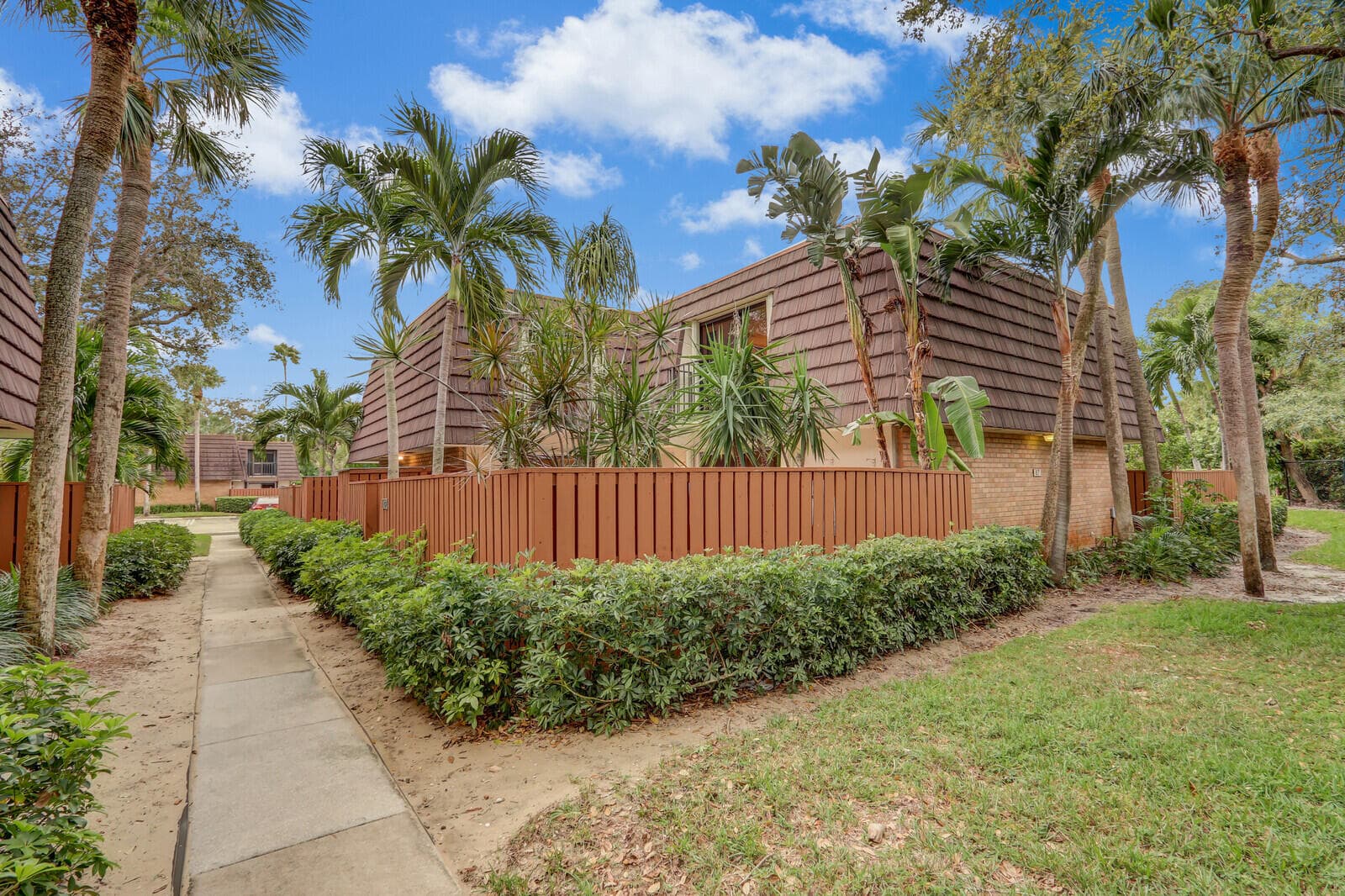 1138 11th Court, Jupiter, FL 33477 — photo 2 of 36