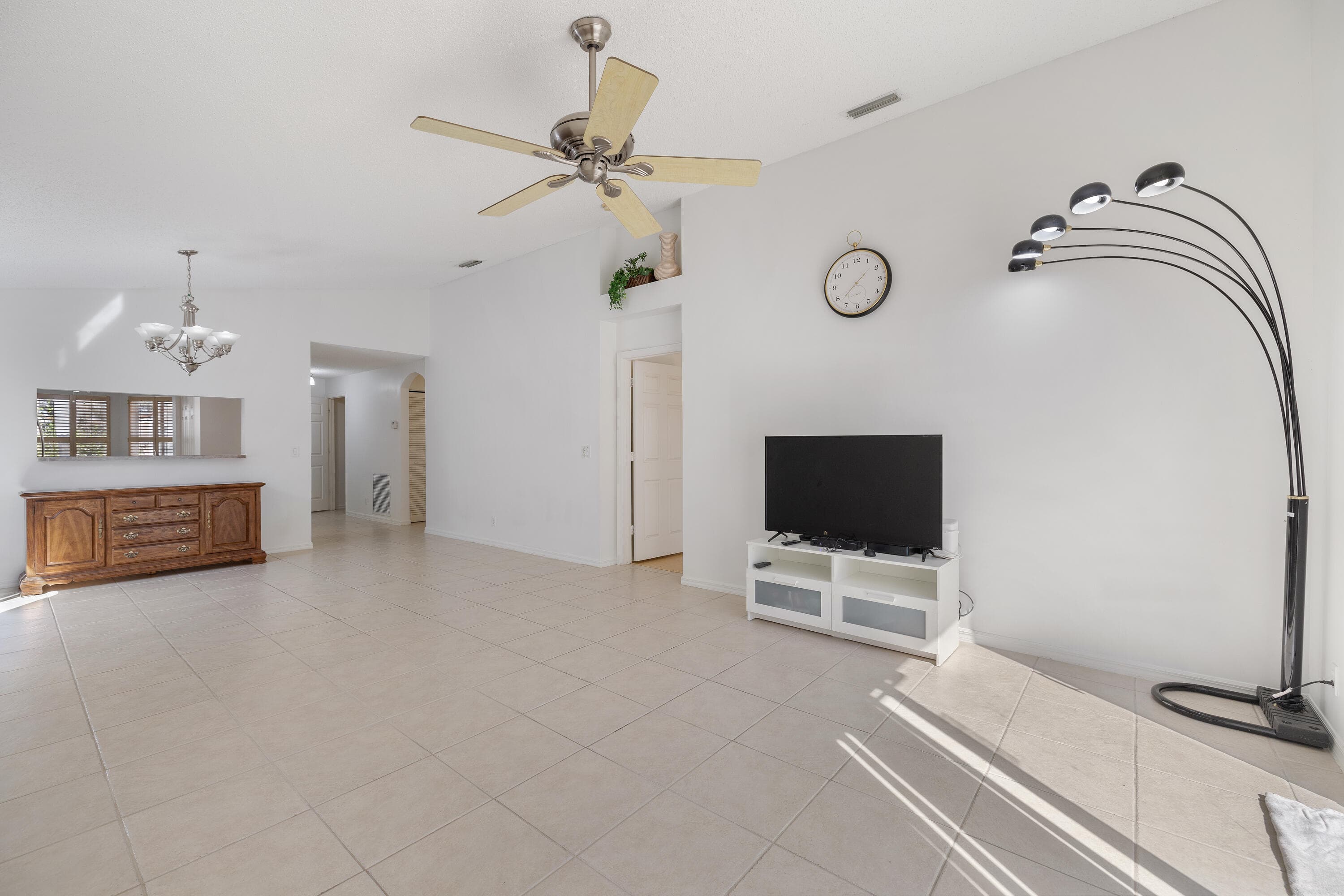 3800 Woodfield Drive, Coconut Creek, FL 33073 — photo 18 of 52
