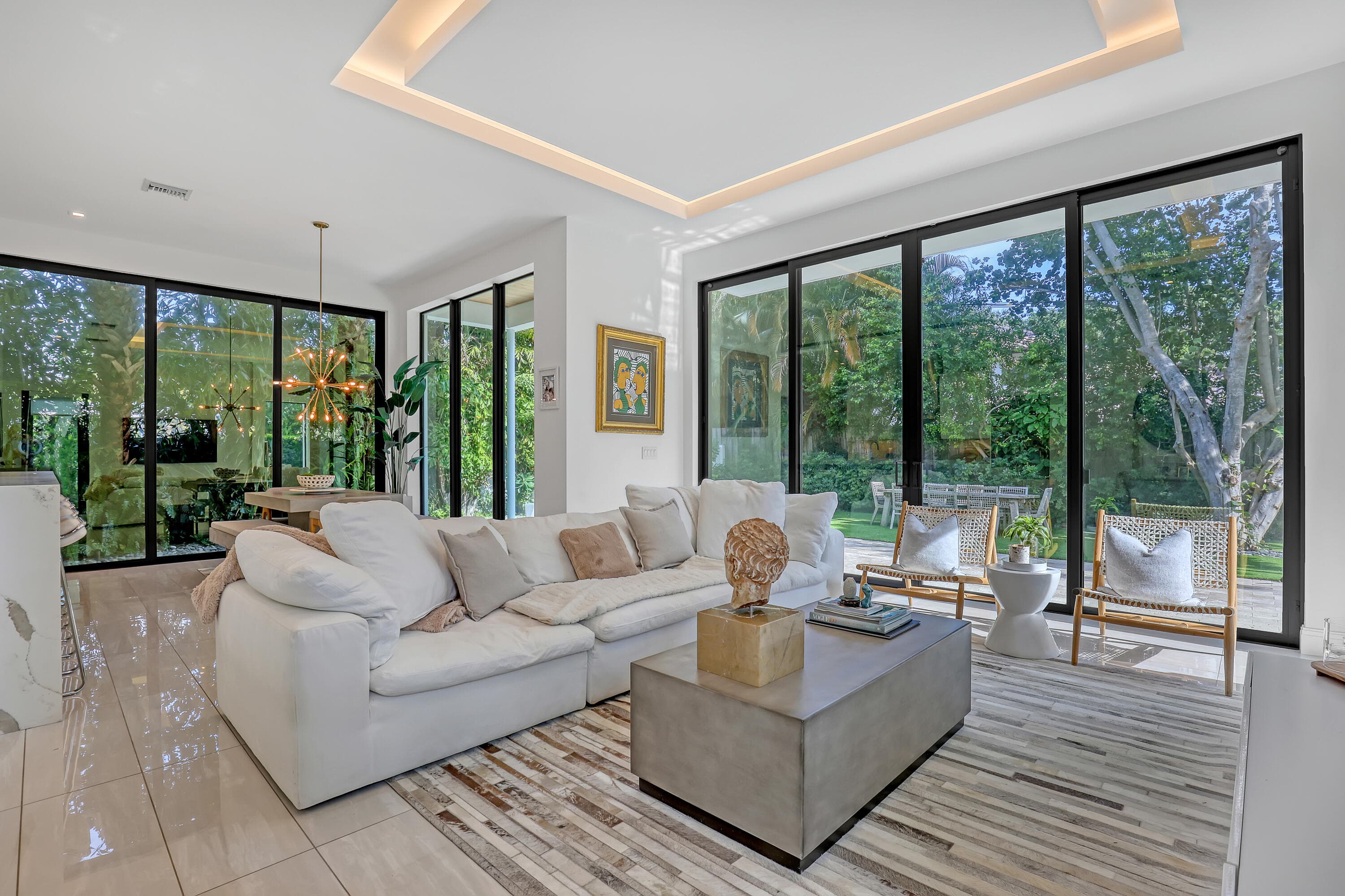 703 NE 5th Street, Delray Beach, FL 33483 — photo 4 of 37