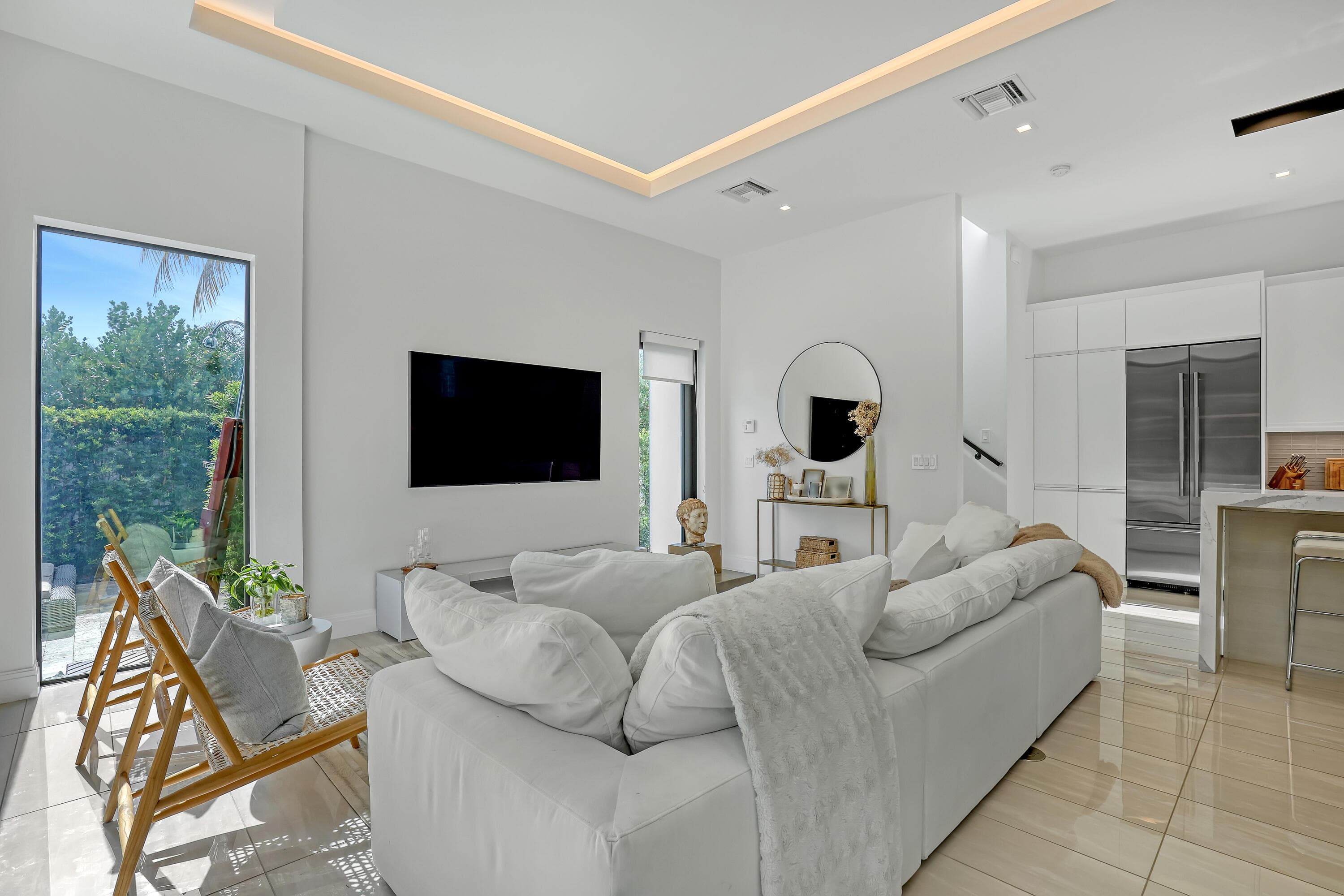 703 NE 5th Street, Delray Beach, FL 33483 — photo 7 of 37