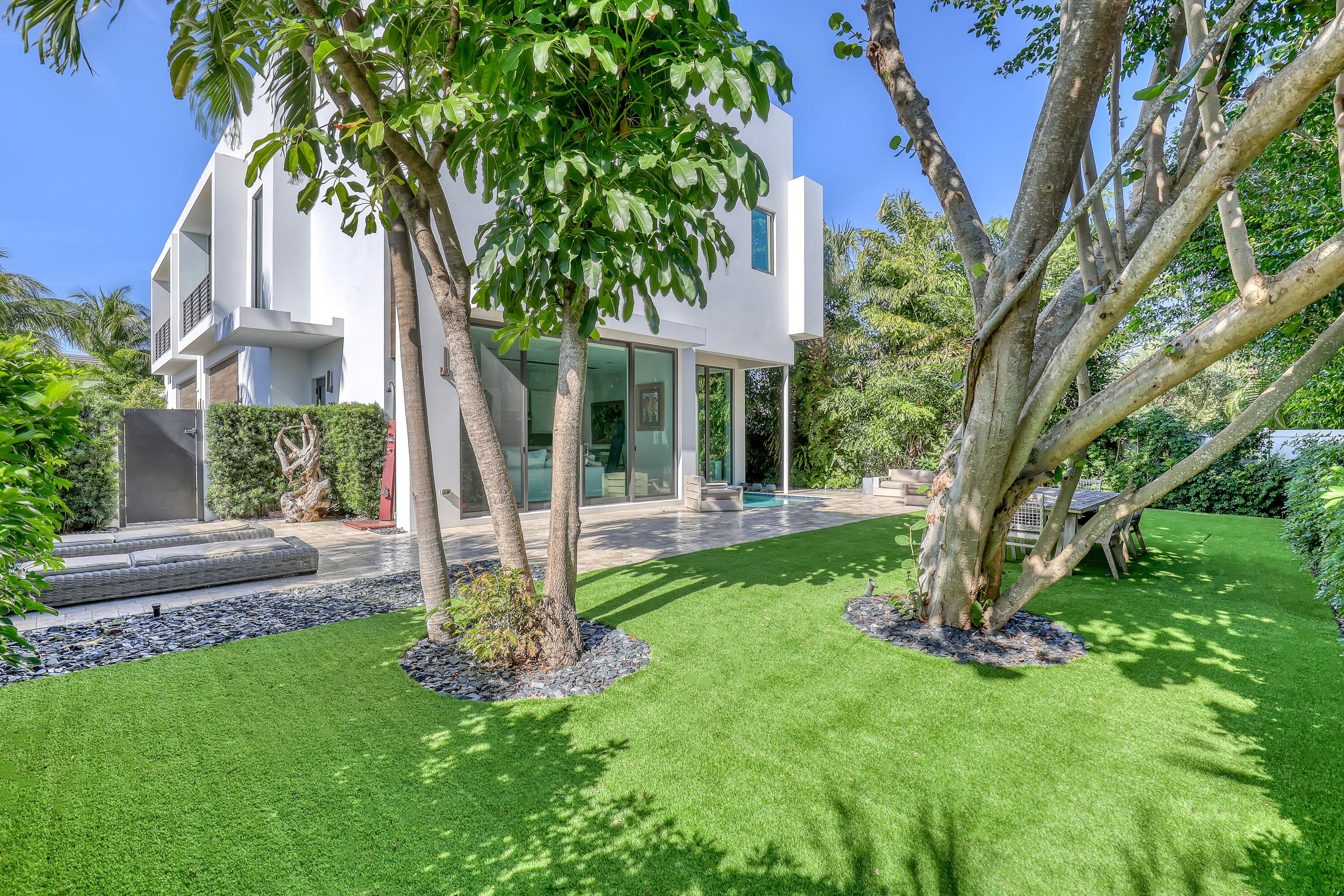 703 NE 5th Street, Delray Beach, FL 33483 — photo 29 of 37