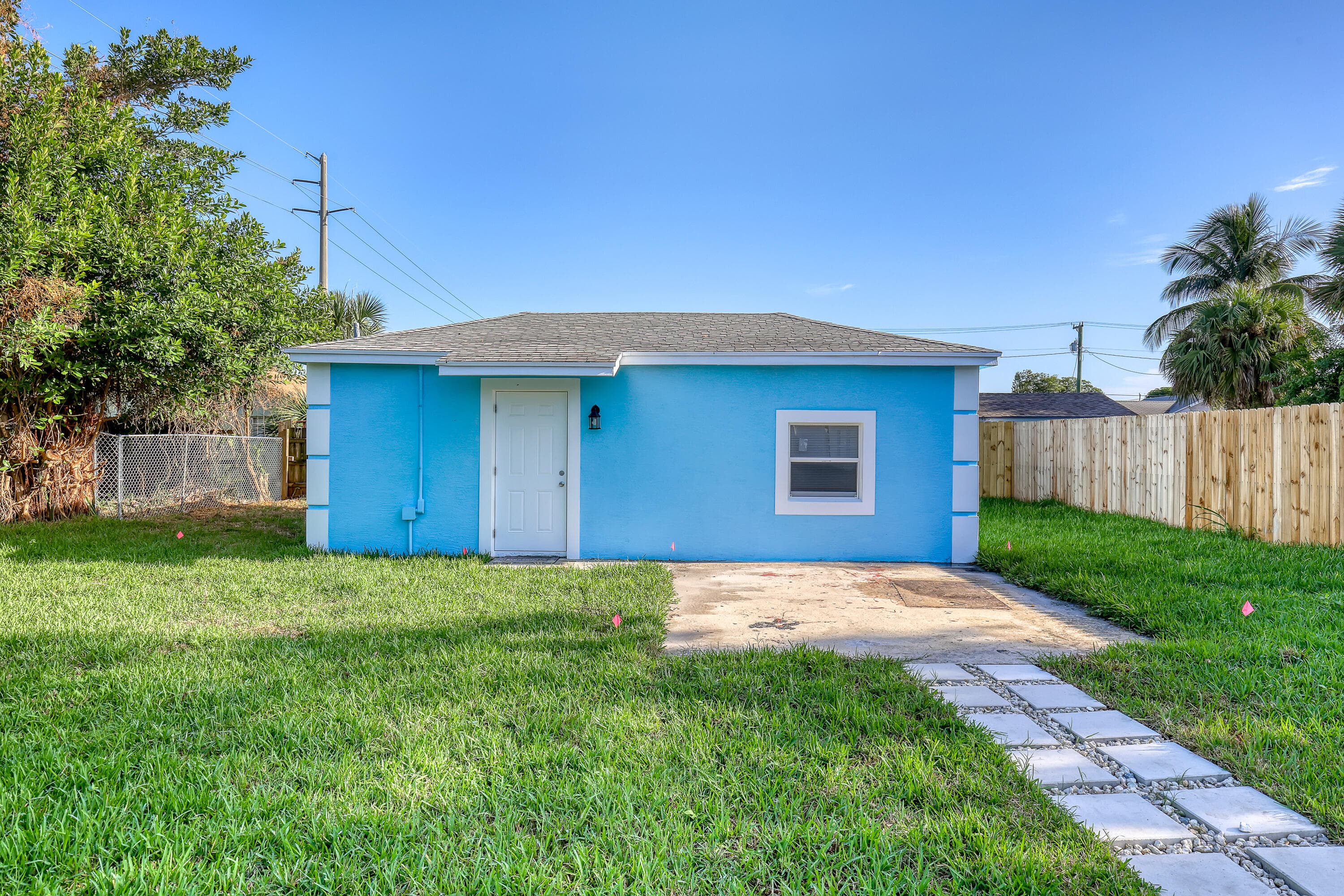 180 W 15th Street, Riviera Beach, FL 33404 — photo 26 of 45