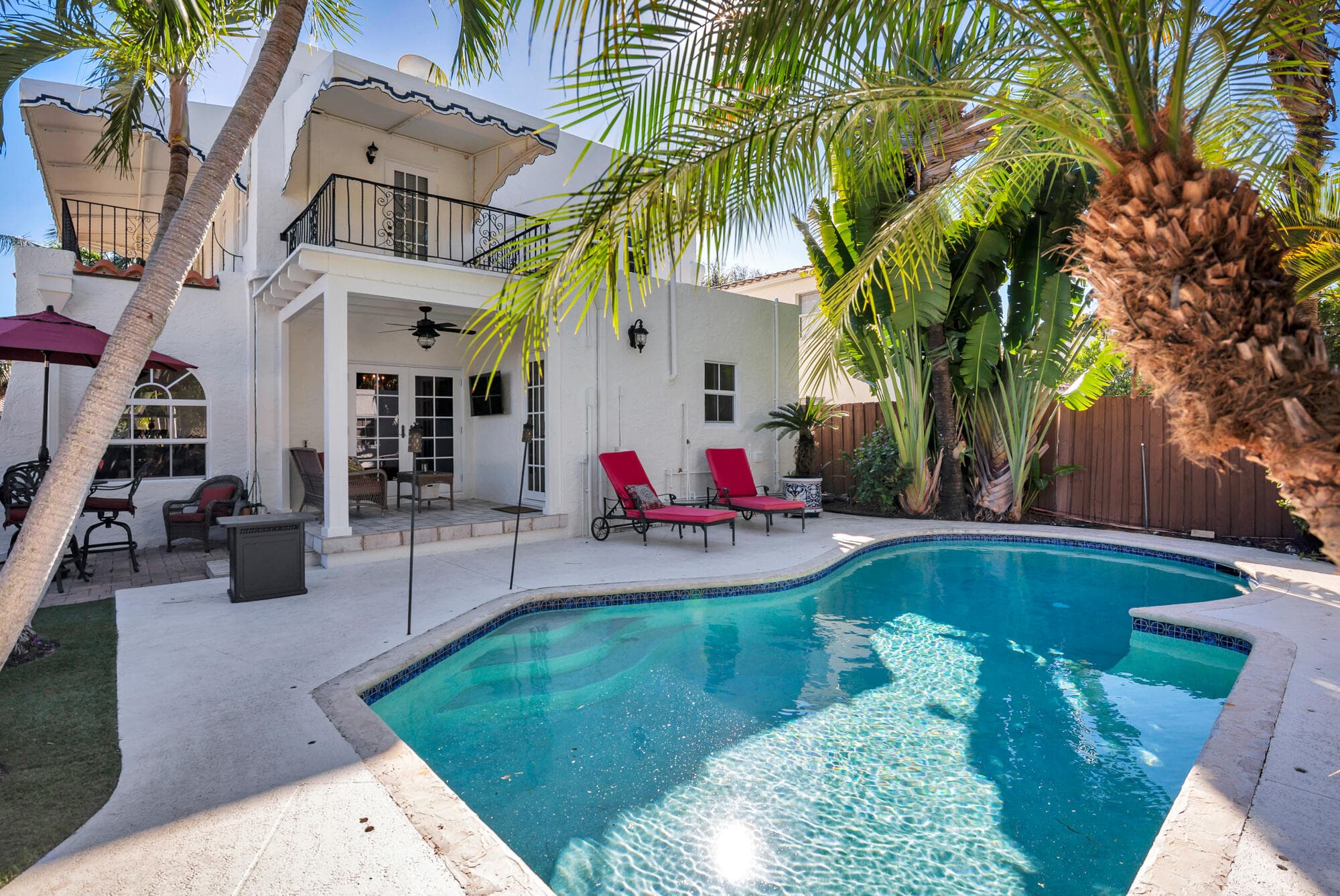 137 Edgewood Drive, West Palm Beach, FL 33405 — photo 22 of 42