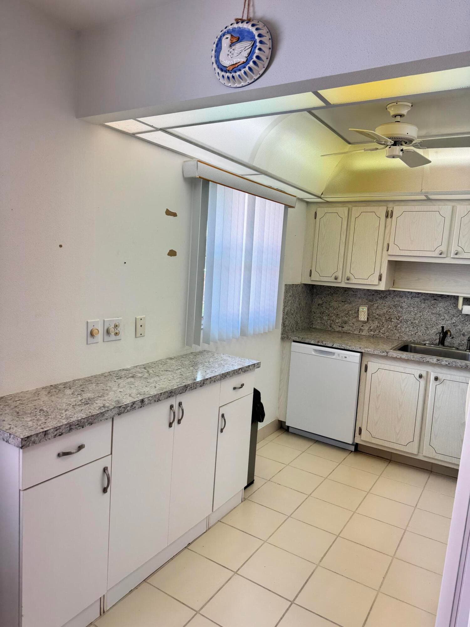 277 Seville L, Delray Beach, FL 33446 — photo 4 of 36