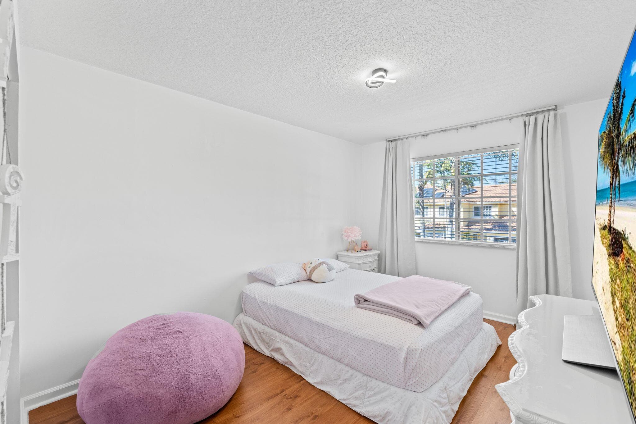948 Imperial Lake Road, West Palm Beach, FL 33413 — photo 19 of 67