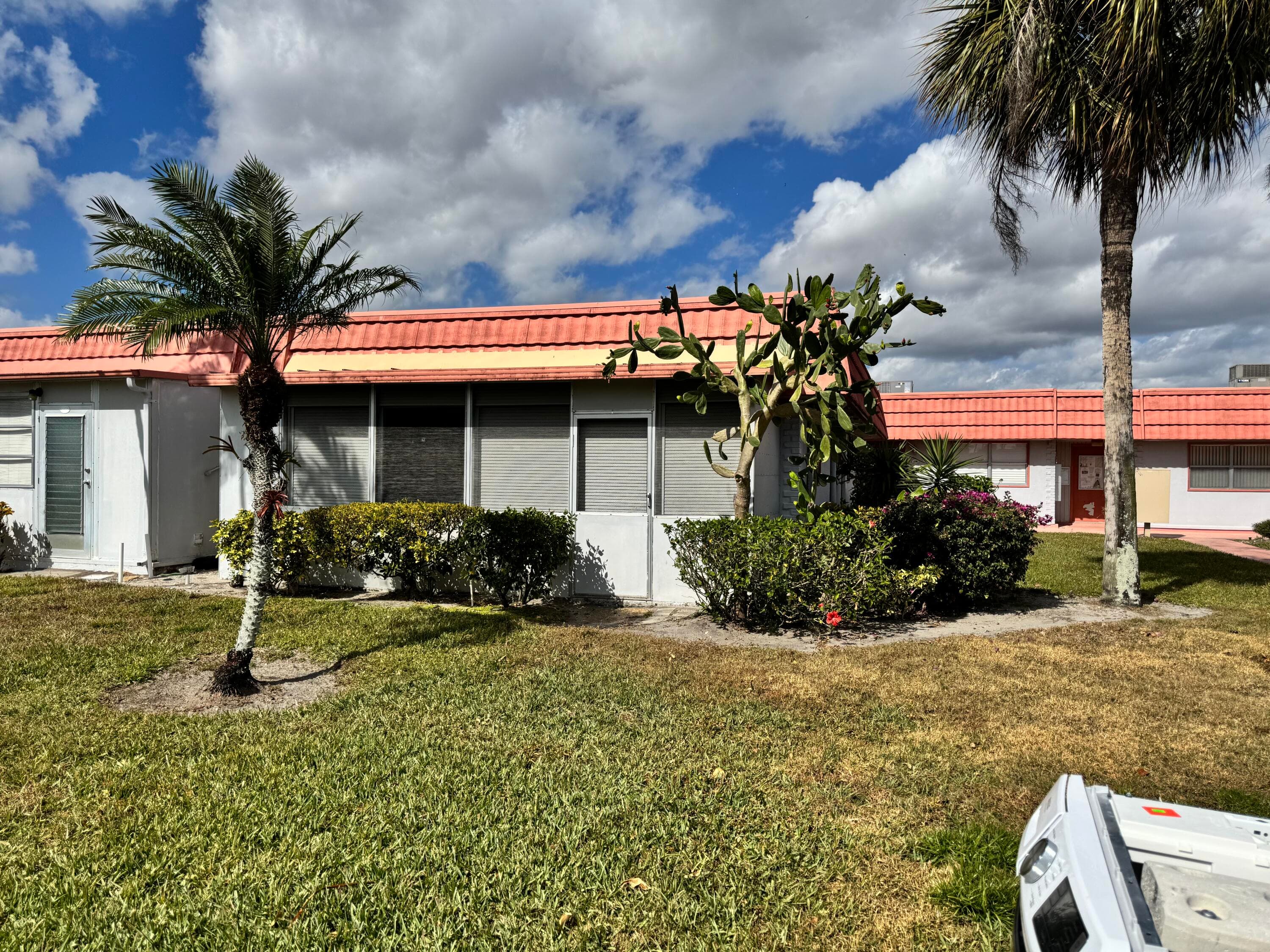 277 Seville L, Delray Beach, FL 33446 — photo 2 of 36