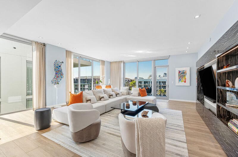 41 Isle Of Venice Drive Ph 502, Fort Lauderdale, FL 33301 — photo 7 of 47