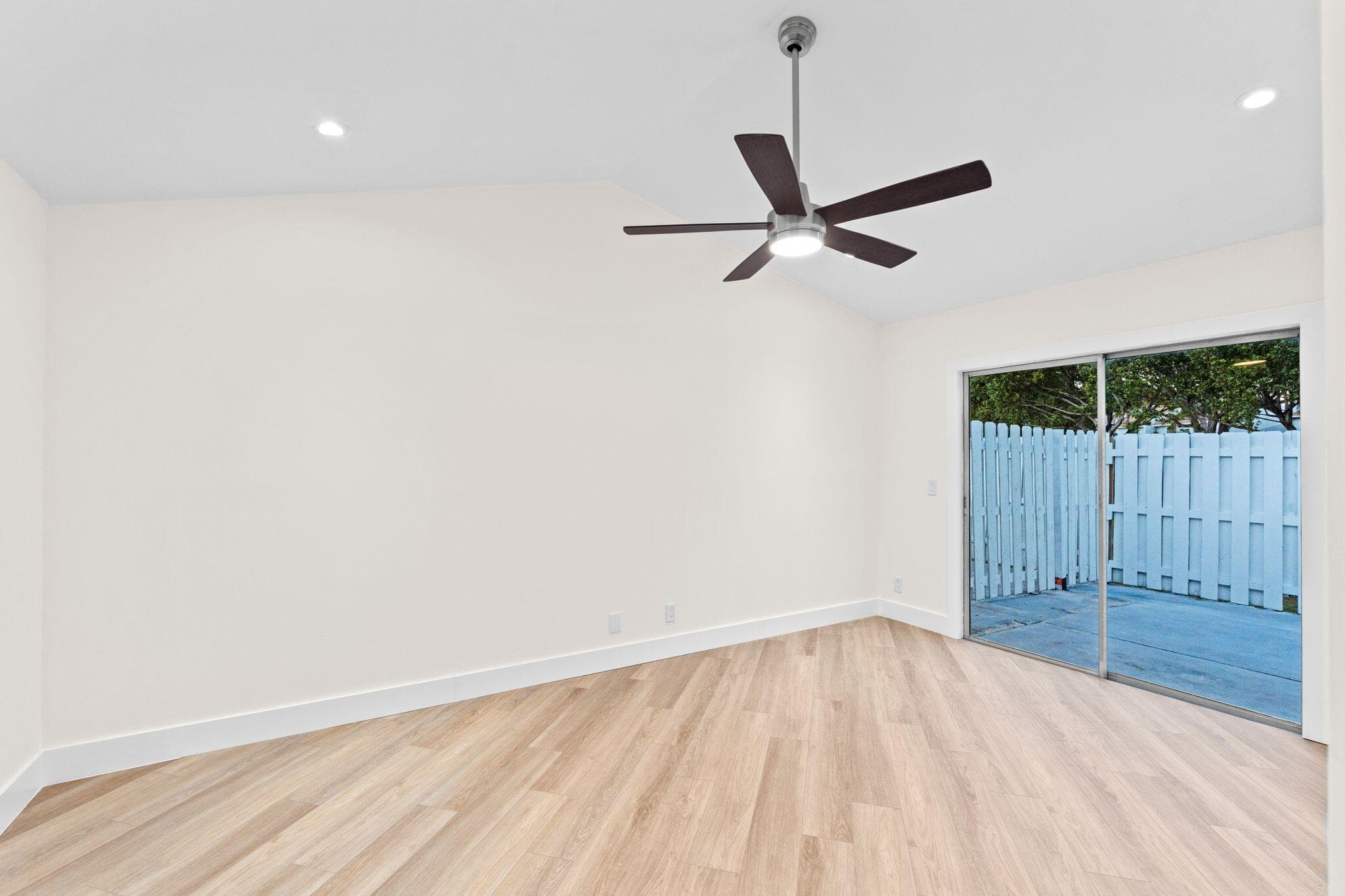 1662 Royal Forest Court, West Palm Beach, FL 33406 — photo 25 of 41