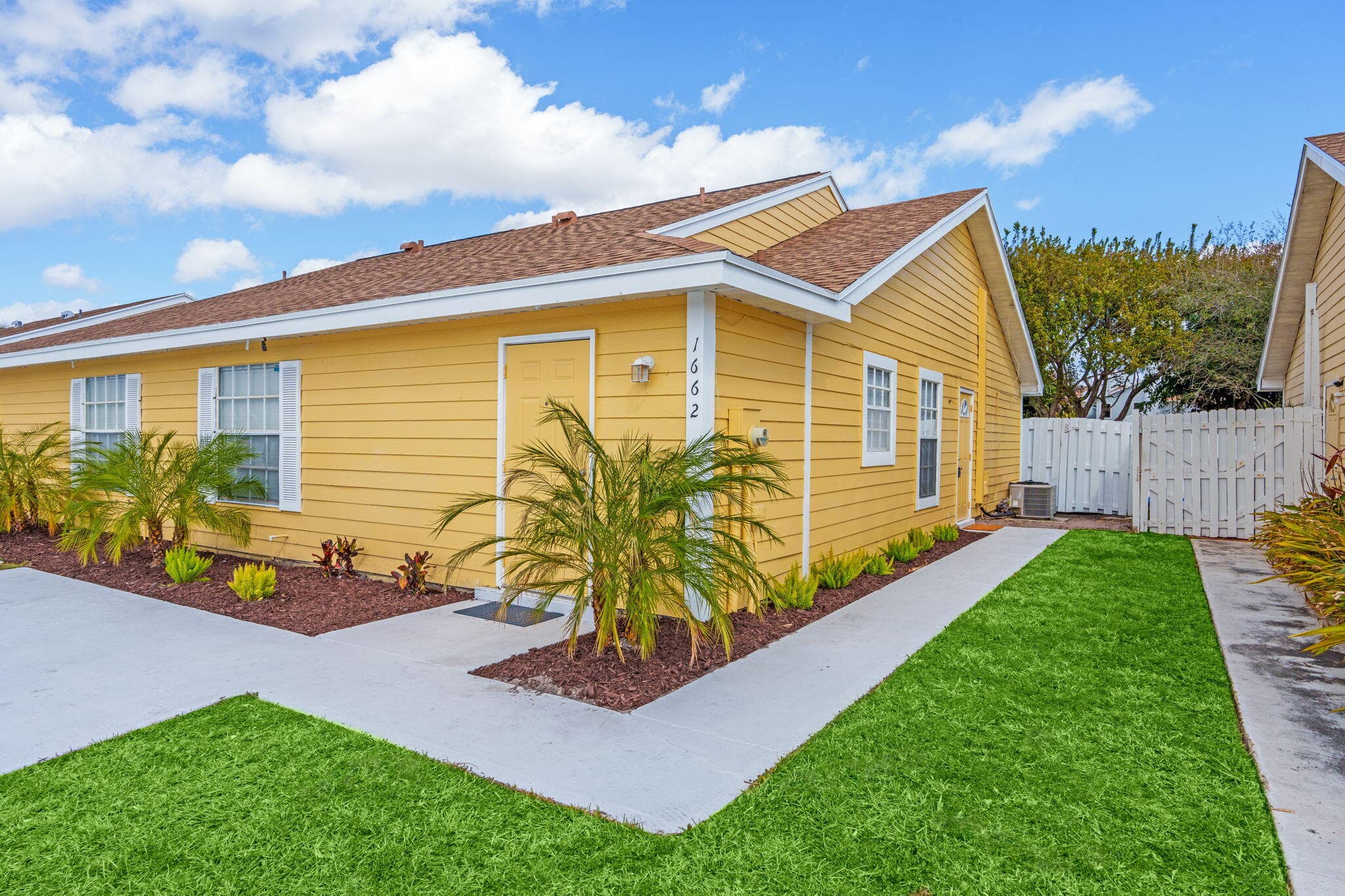 1662 Royal Forest Court, West Palm Beach, FL 33406 — photo 6 of 41