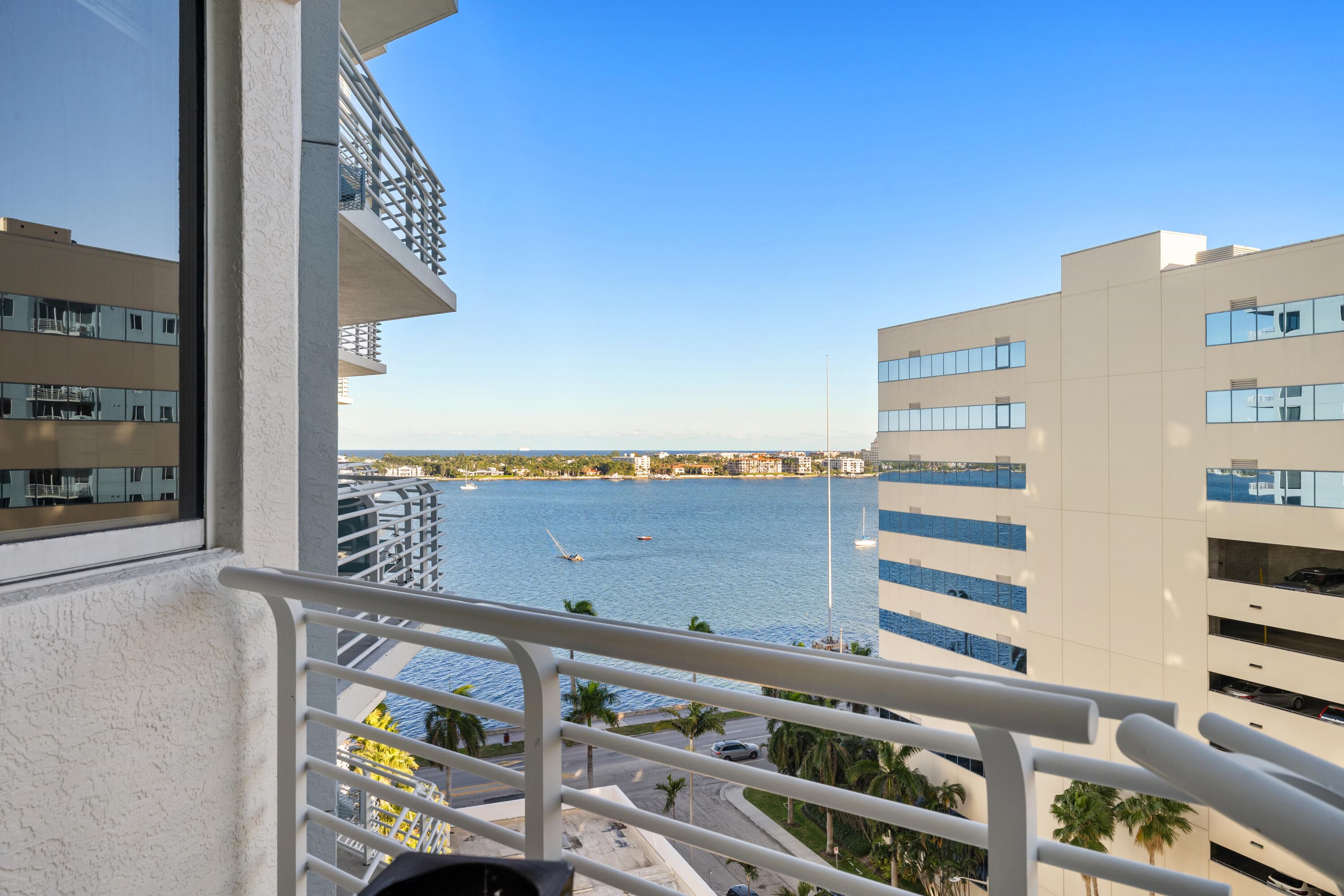 1551 N Flagler Drive 1114, West Palm Beach, FL 33401 — photo 21 of 61