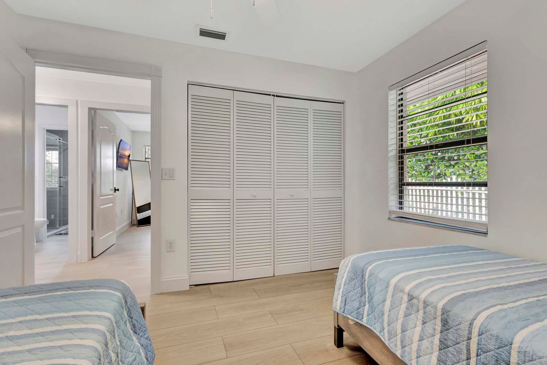 1915 Newhaven Avenue, Wellington, FL 33414 — photo 34 of 60