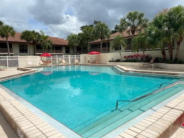 428 Brackenwood Lane S, Palm Beach Gardens, FL 33418 — photo 22 of 26