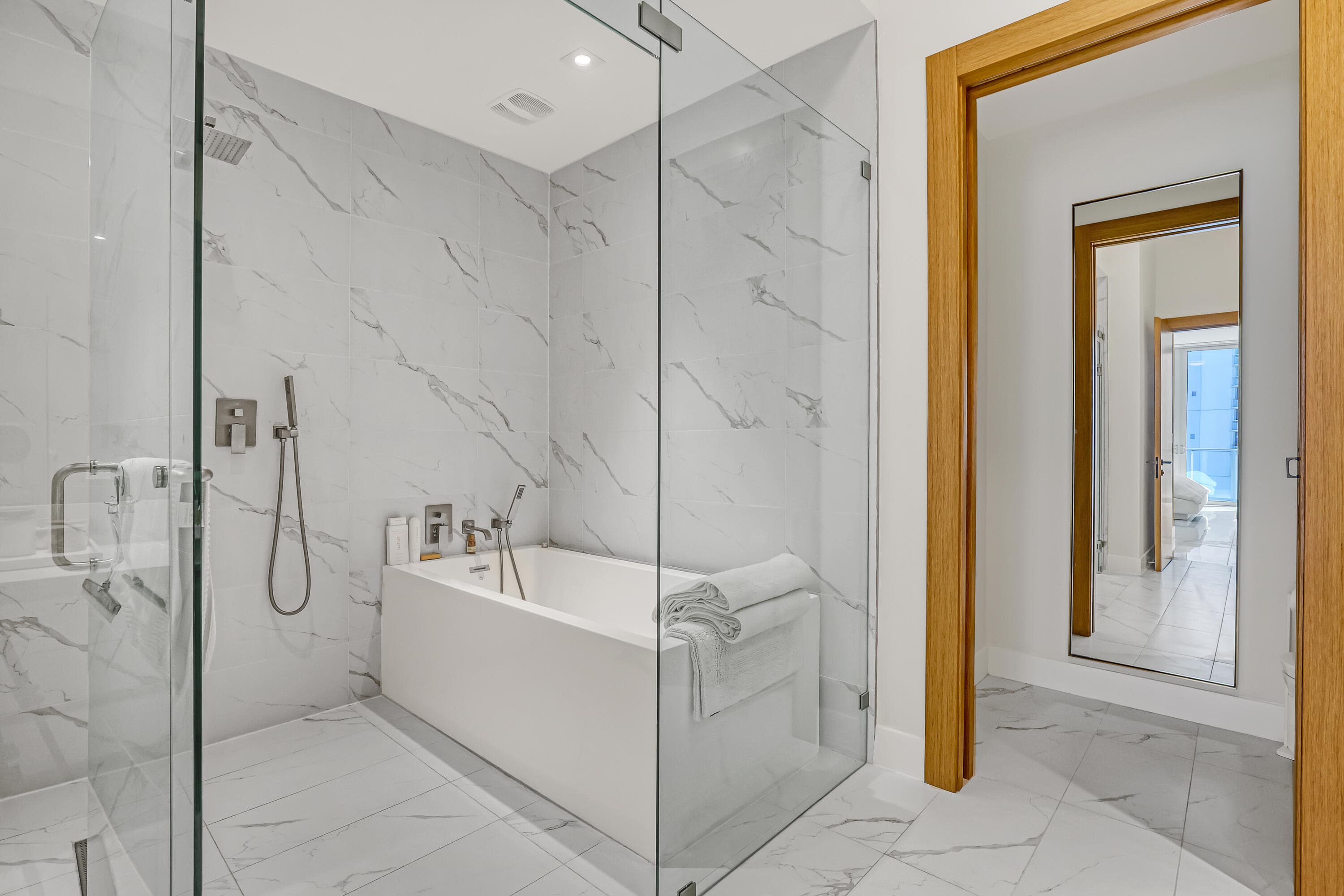 3100 N Ocean Dr 1805, Singer Island, FL 33404 — photo 18 of 30