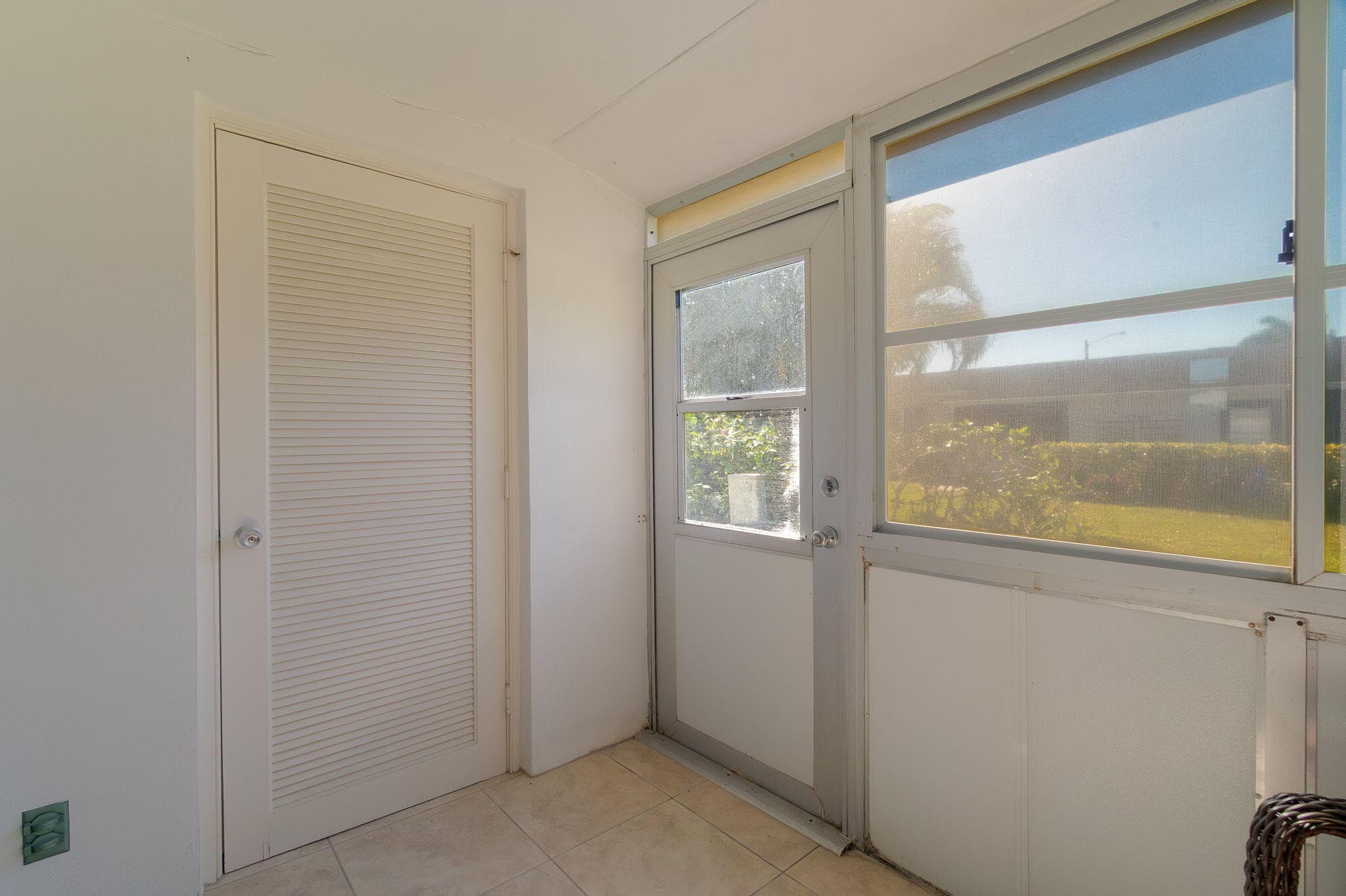 2680 E Emory Drive E C, West Palm Beach, FL 33415 — photo 14 of 17
