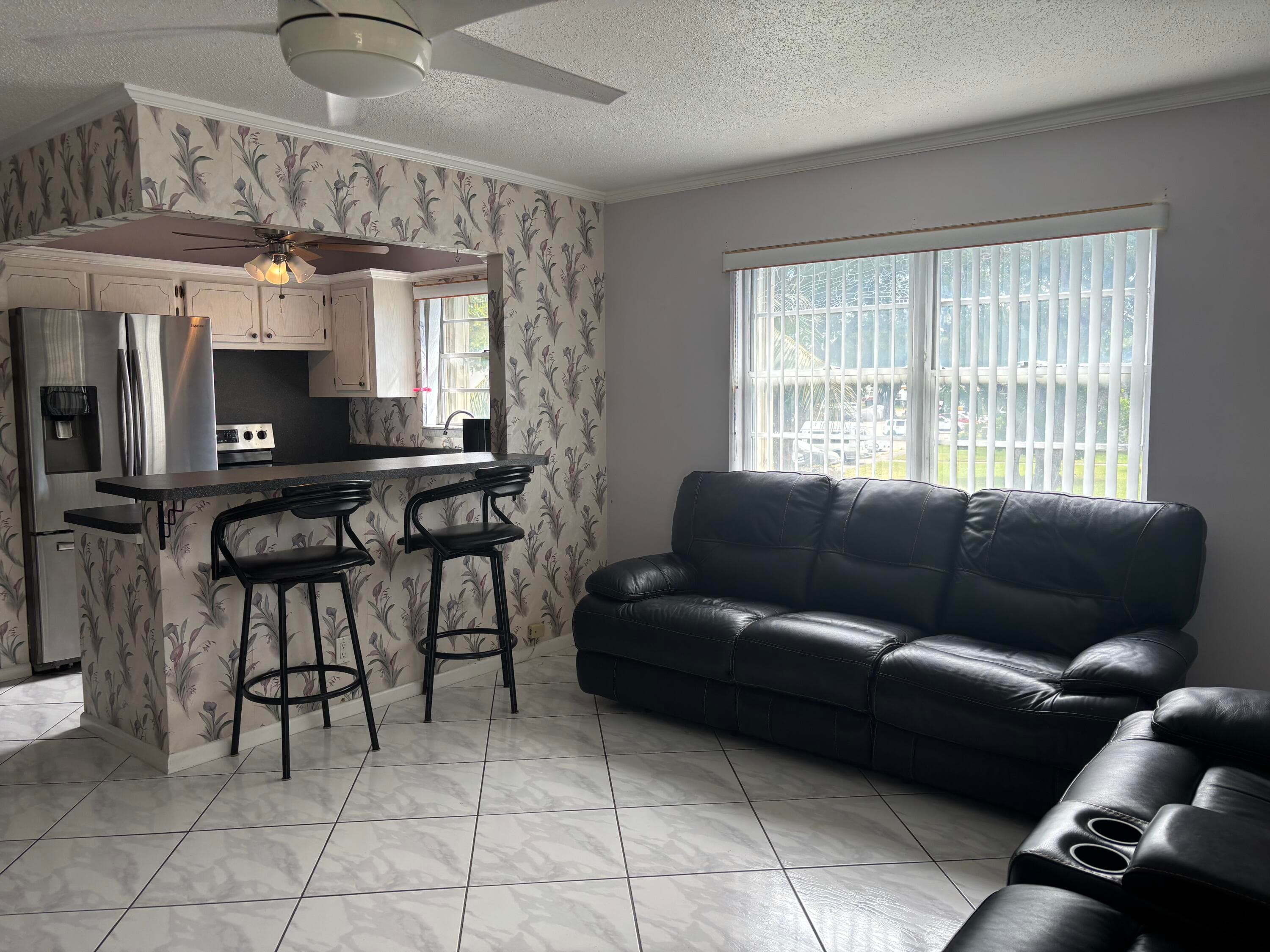 81 Windsor D, West Palm Beach, FL 33417 — photo 8 of 18