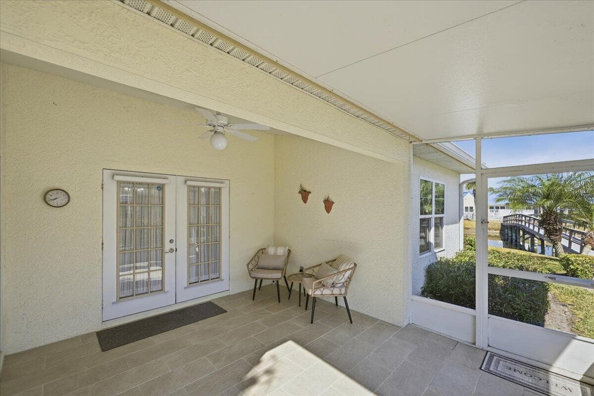 1827 Aynsley Way 5, Vero Beach, FL 32966 — photo 25 of 43