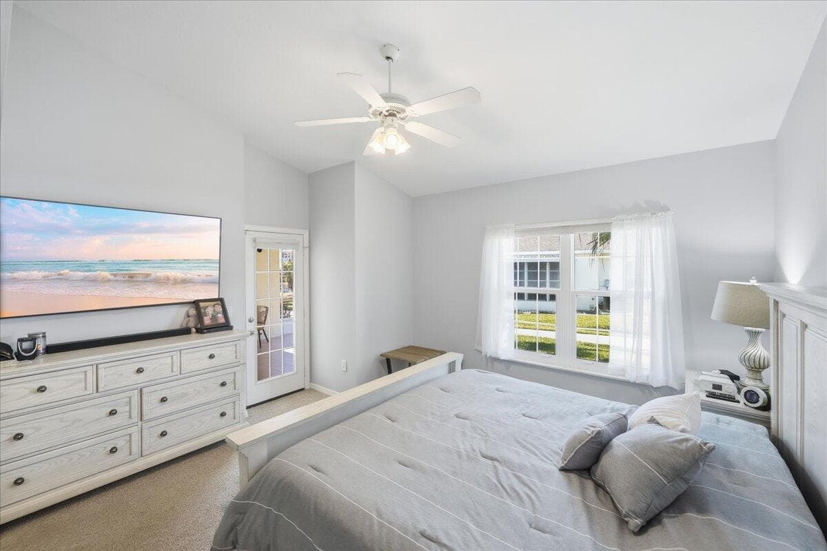 1827 Aynsley Way 5, Vero Beach, FL 32966 — photo 18 of 43