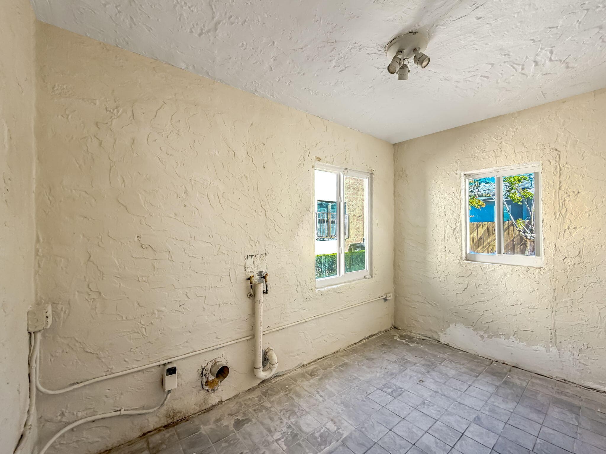 619 30th Street, West Palm Beach, FL 33407 — photo 25 of 62