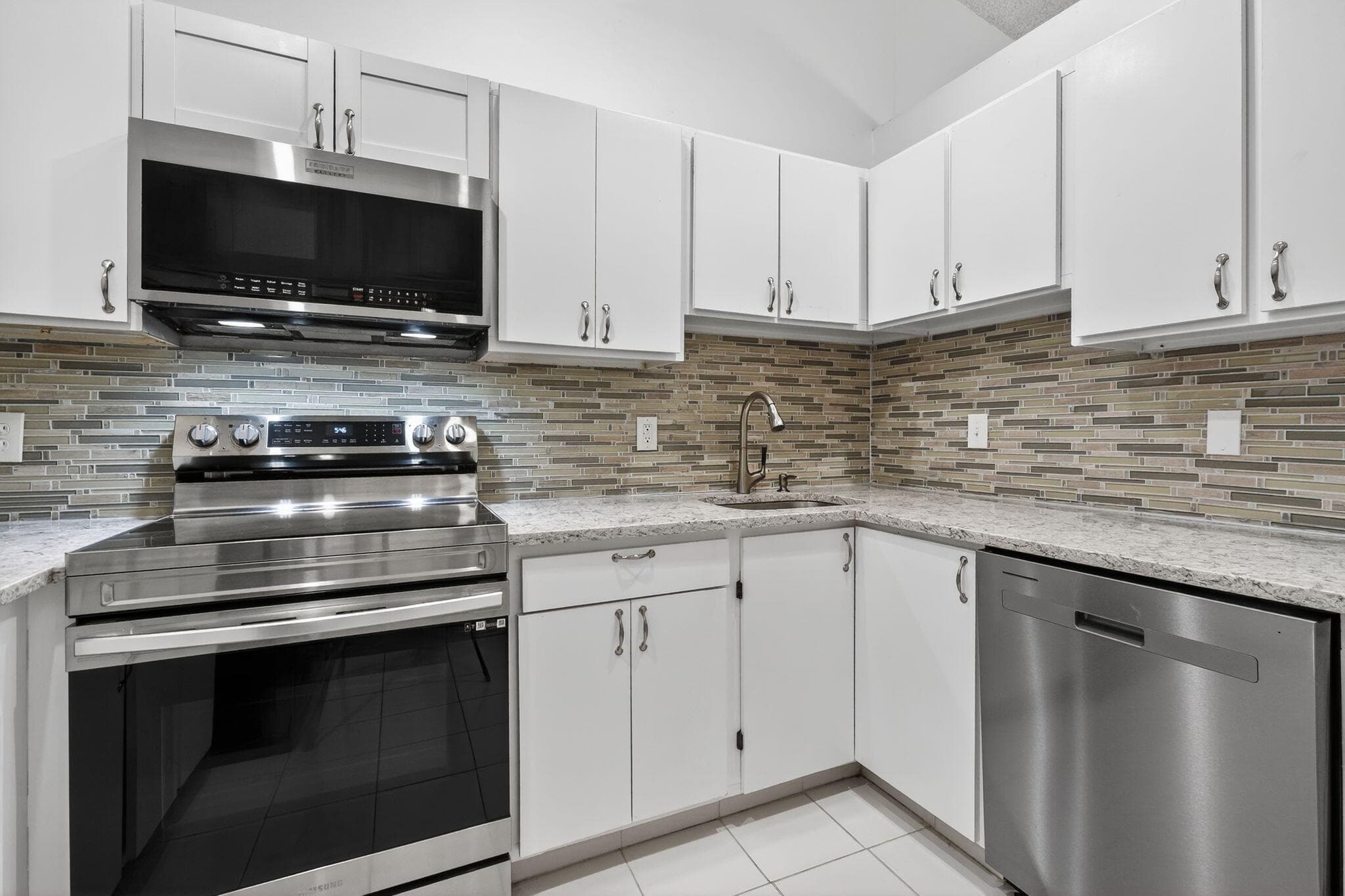 6572 Chasewood Drive F, Jupiter, FL 33458 — photo 10 of 16