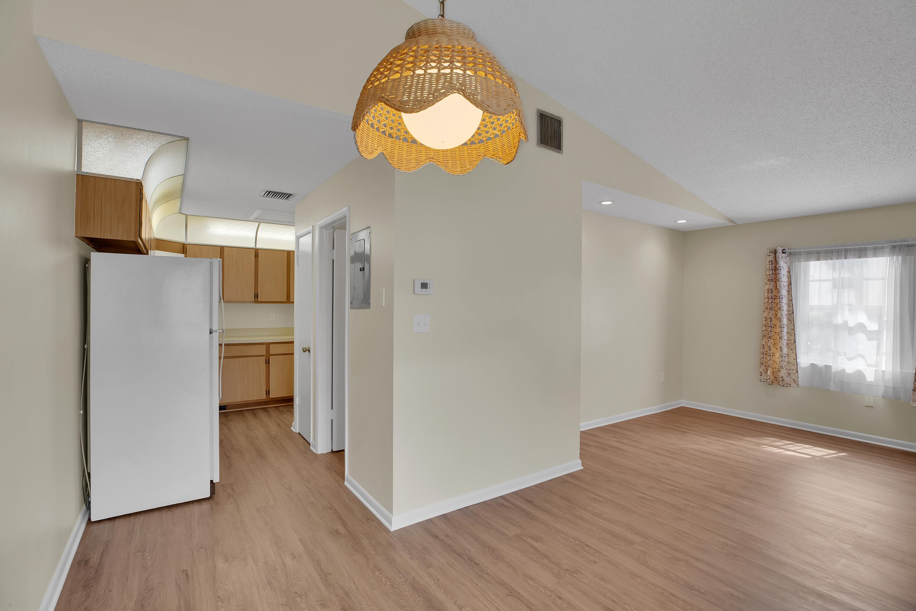 2007 Oleander Boulevard Apt D, Fort Pierce, FL 34950 — photo 16 of 41