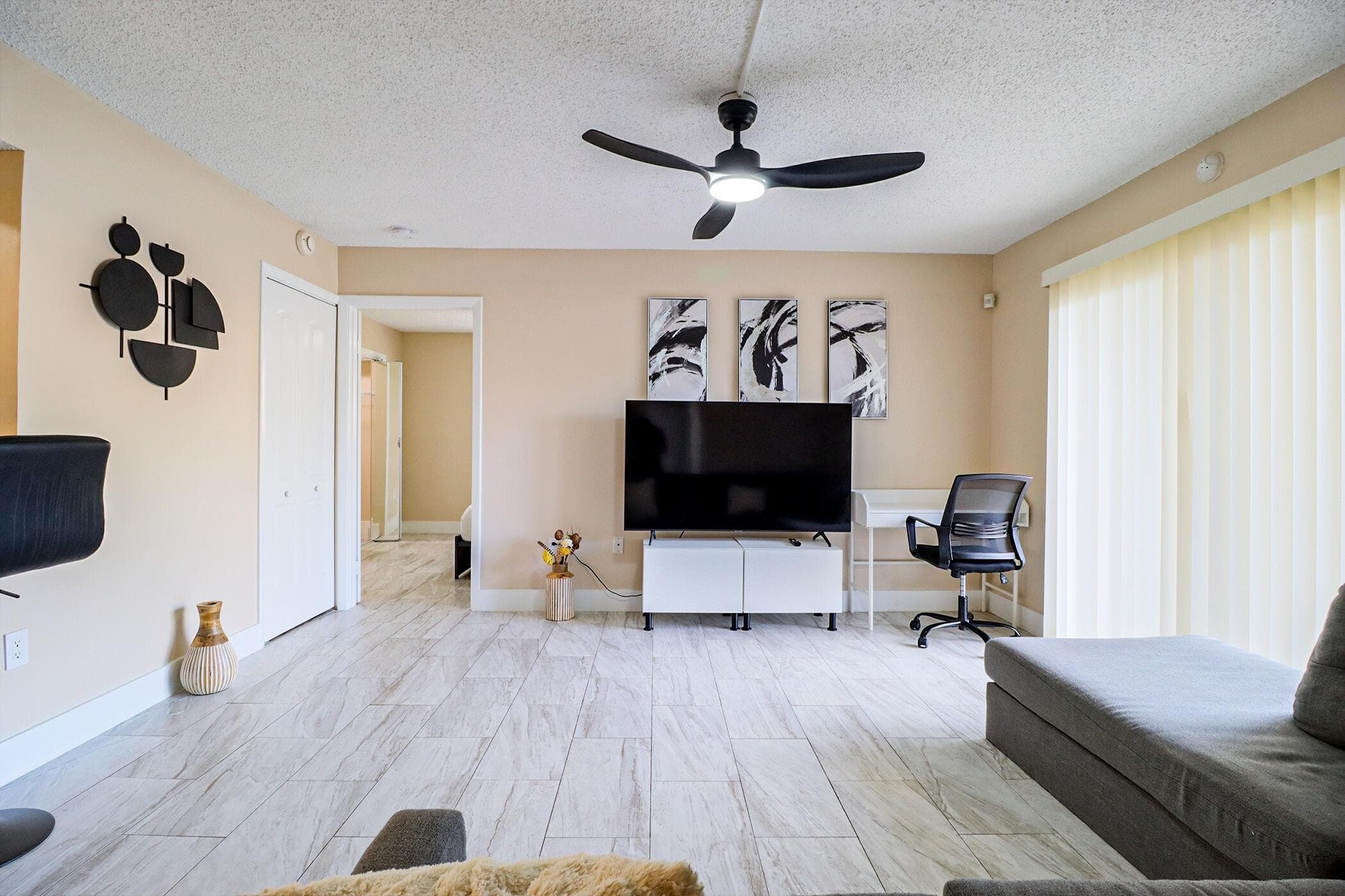 450 Palm Circle 106, Pembroke Pines, FL 33025 — photo 36 of 87