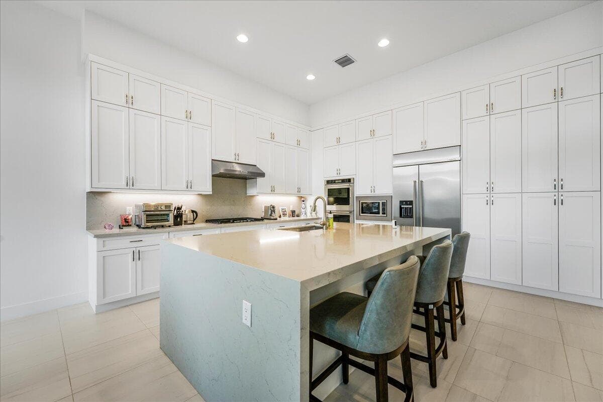 9093 Chauvet Way, Boca Raton, FL 33496 — photo 2 of 31