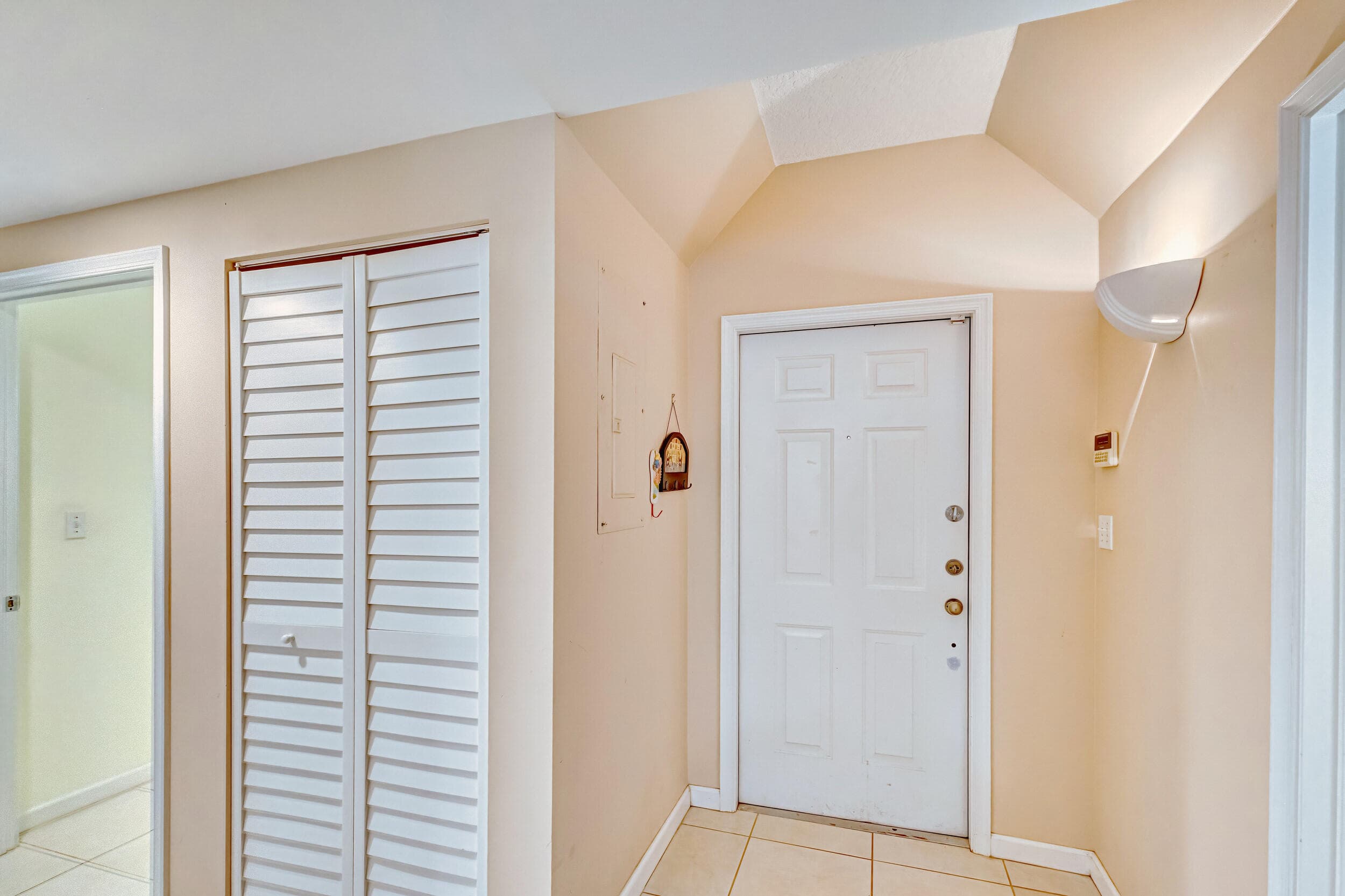 200 Uno Lago Drive 105, Juno Beach, FL 33408 — photo 4 of 41