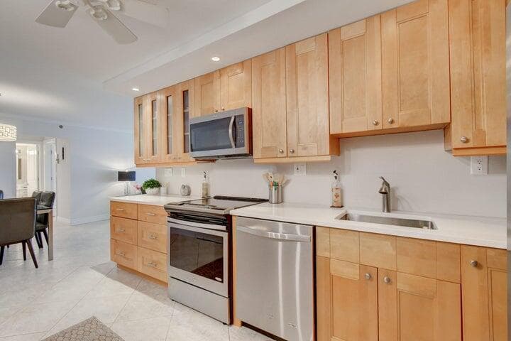 3221 S Ocean Boulevard 207, Highland Beach, FL 33487 — photo 36 of 63