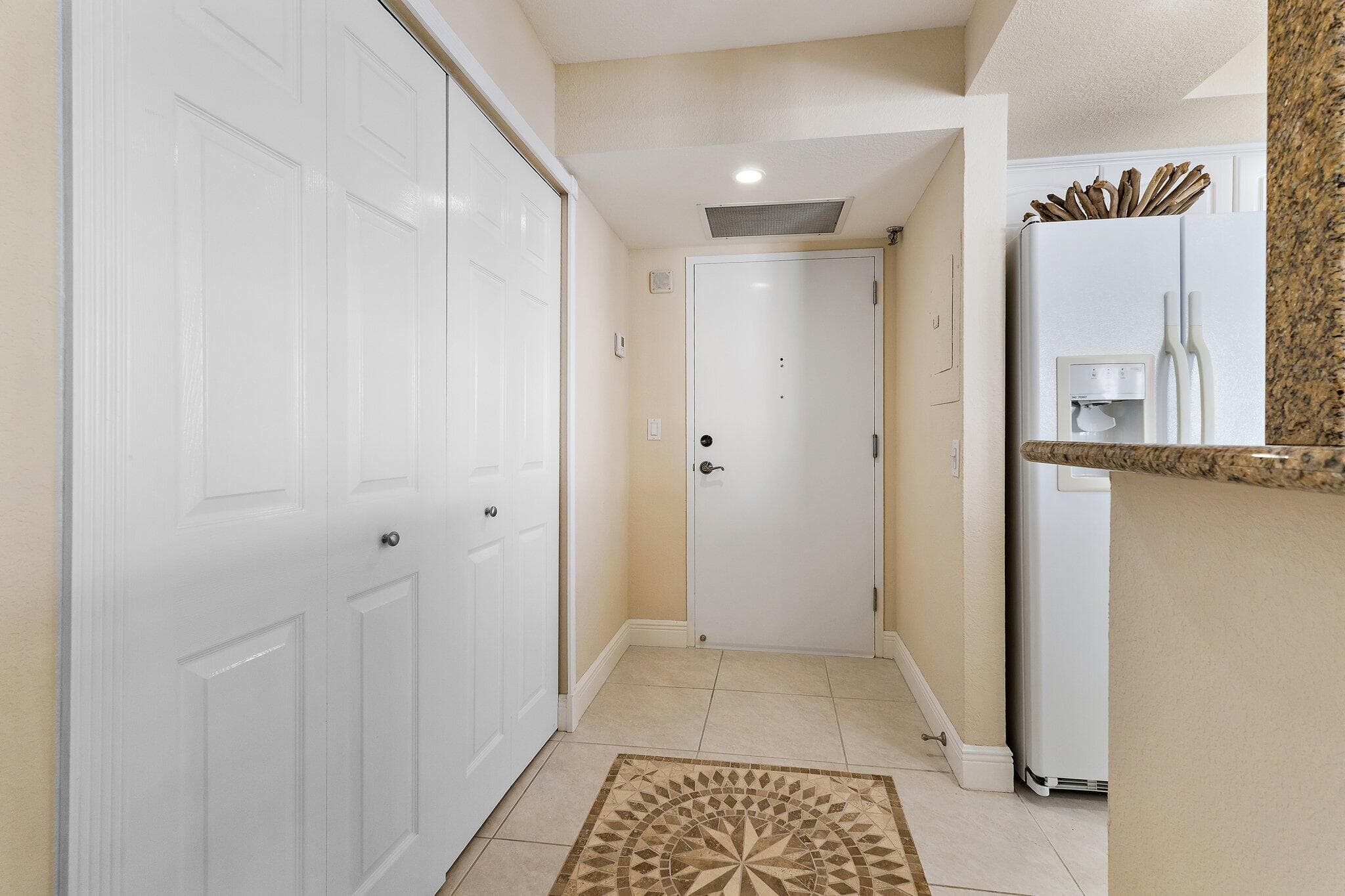 5440 N Ocean Drive 907, Singer Island, FL 33404 — photo 58 of 77