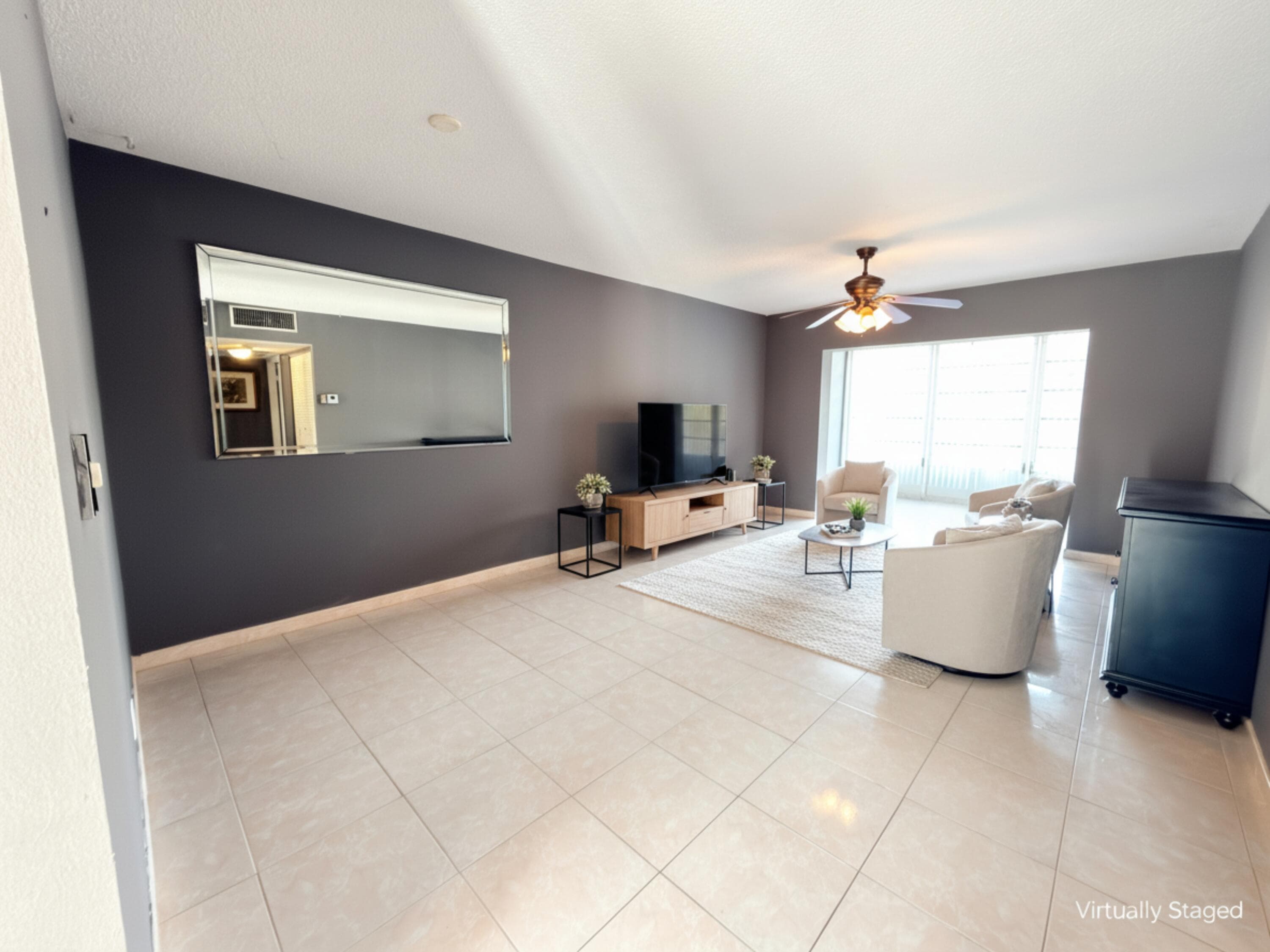 5041 W Oakland Park Boulevard 111, Lauderdale Lakes, FL 33313 — photo 2 of 16