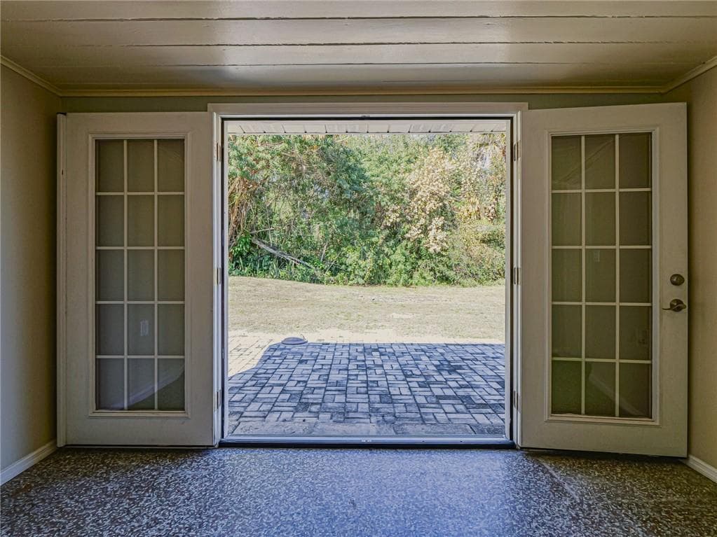 2049 50th Avenue, Vero Beach, FL 32966 — photo 15 of 31