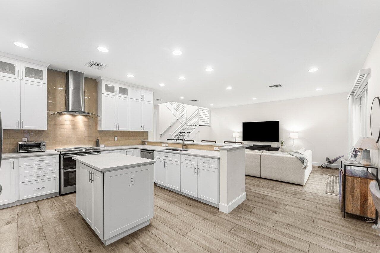 612 SW 15th Street, Fort Lauderdale, FL 33315 — photo 5 of 23