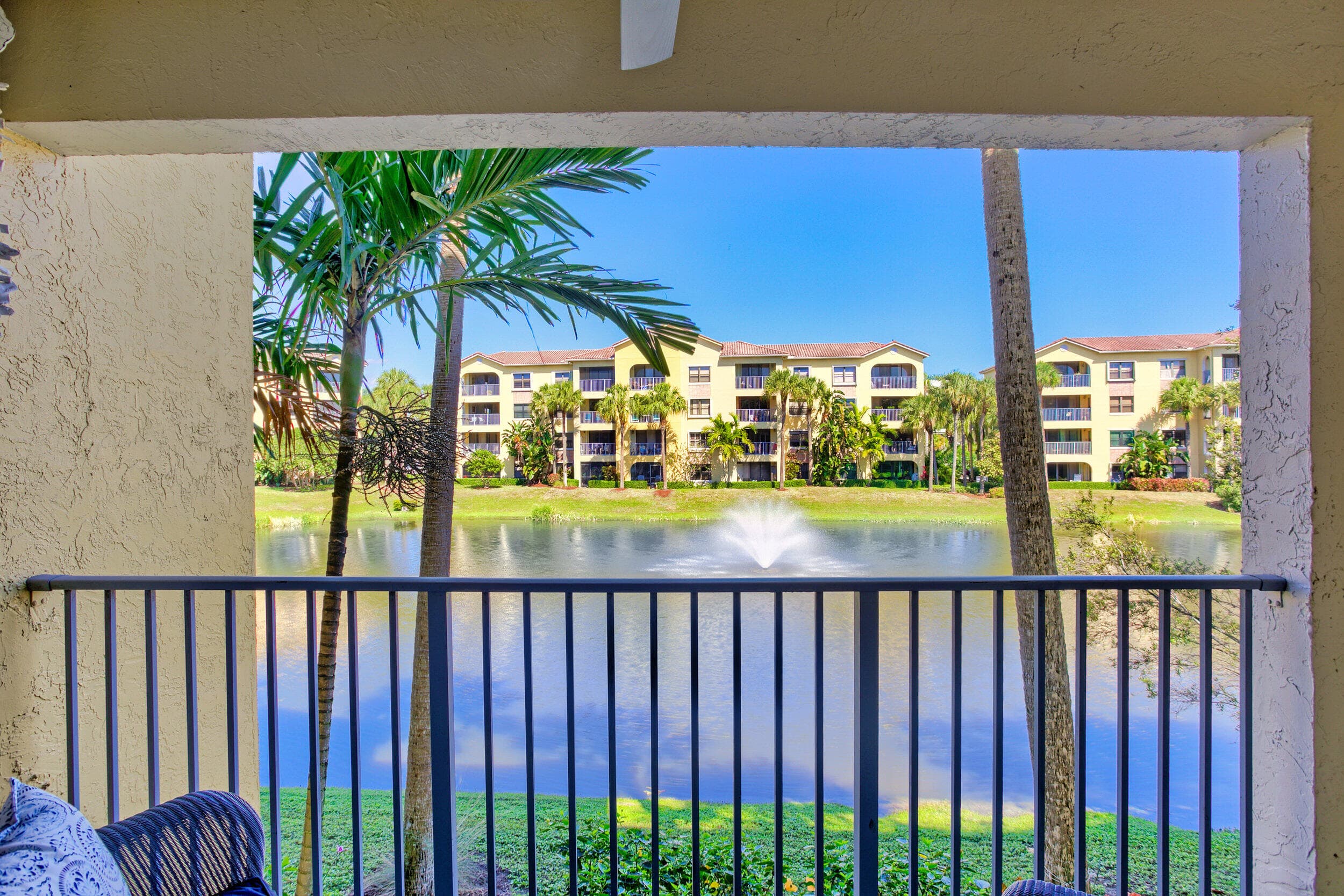 400 Uno Lago Drive 204, Juno Beach, FL 33408 — photo 35 of 44