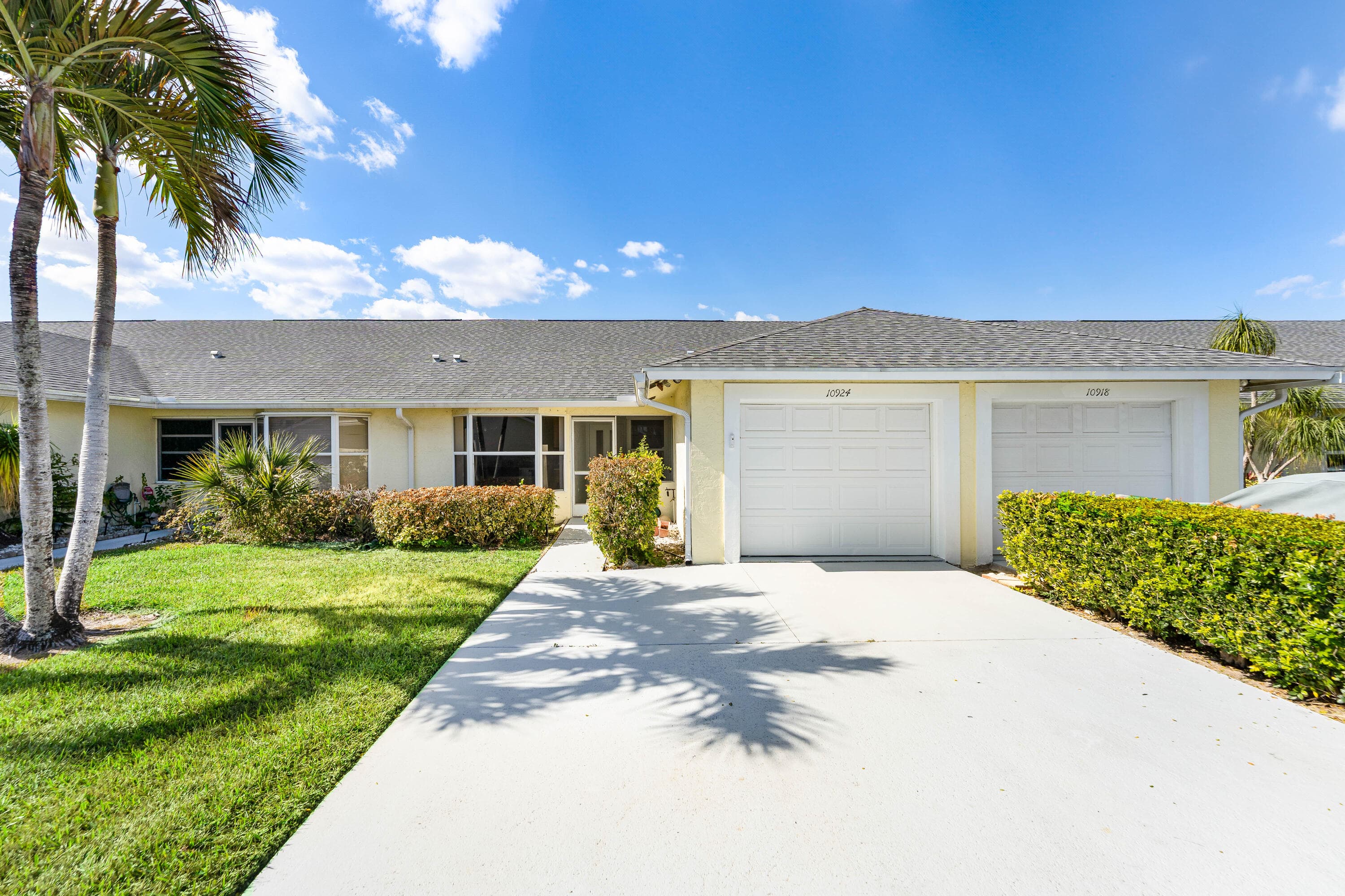 10924 SE Stonehill Lane, Hobe Sound, FL 33455 — photo 2 of 28