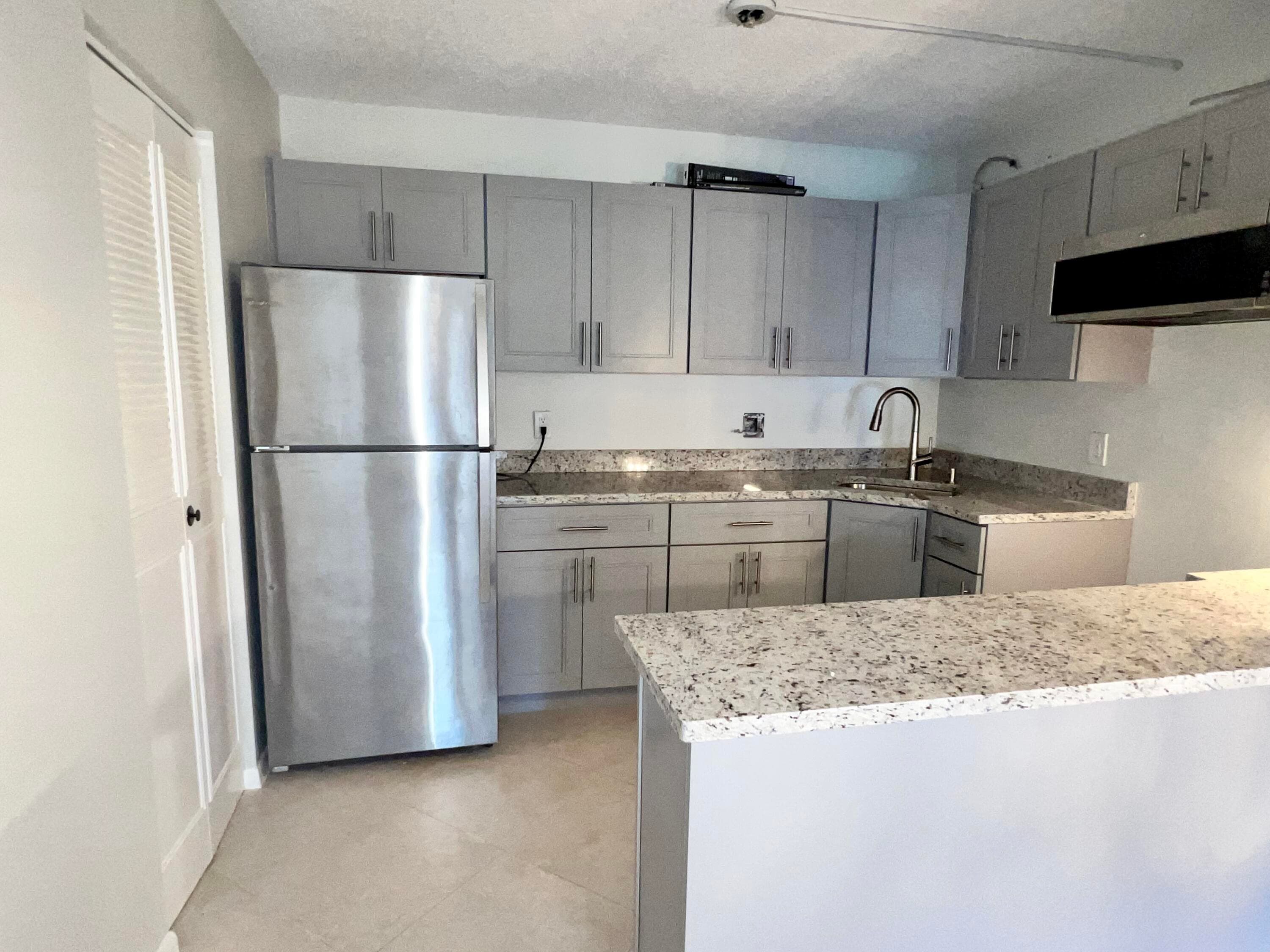231 Pine Hov Circle A-1, Greenacres, FL 33463 — photo 5 of 23