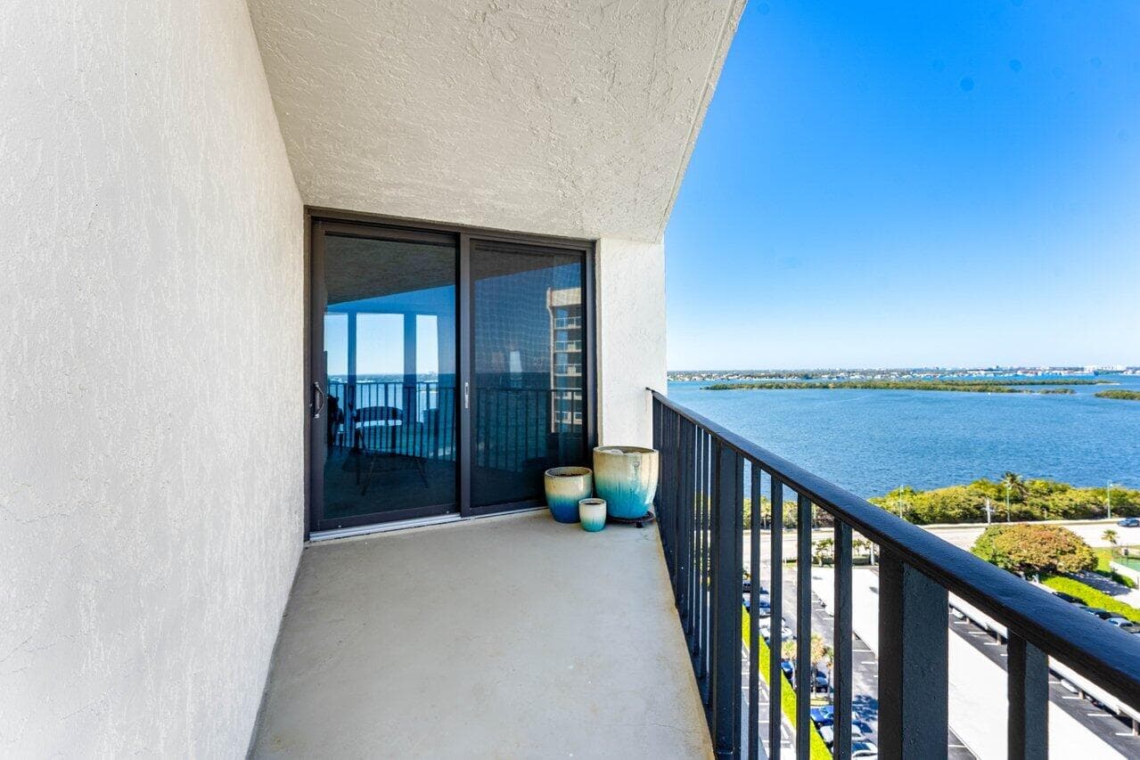 5420 N Ocean Drive 1605, Singer Island, FL 33404 — photo 18 of 55
