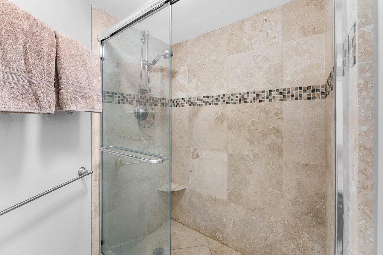 5420 N Ocean Drive 1605, Singer Island, FL 33404 — photo 32 of 55