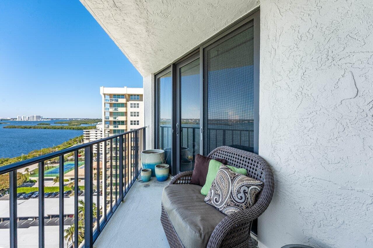 5420 N Ocean Drive 1605, Singer Island, FL 33404 — photo 27 of 55