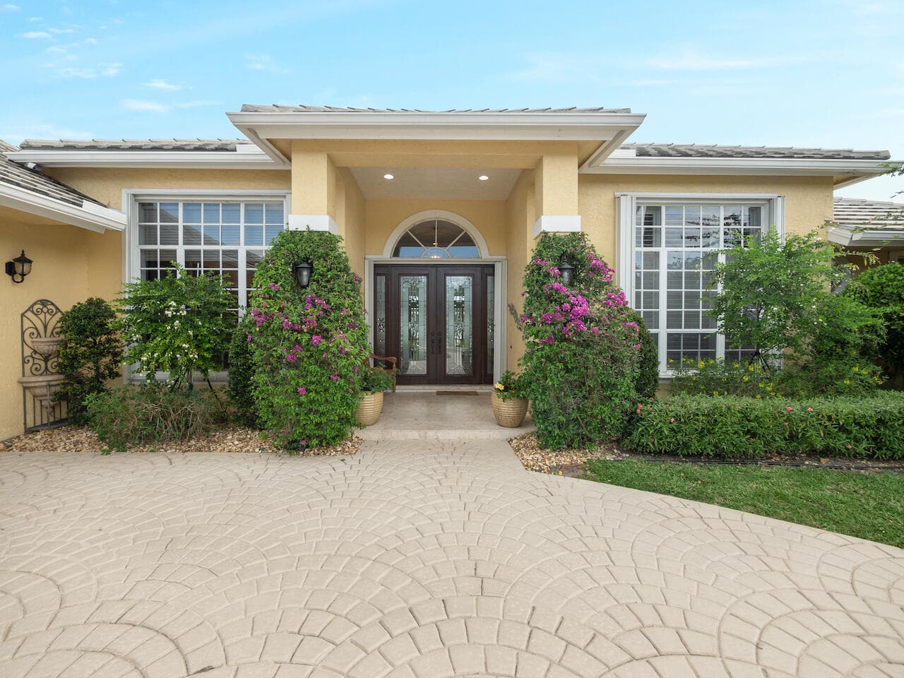 129 Brookhaven Court, Palm Beach Gardens, FL 33418 — photo 4 of 64