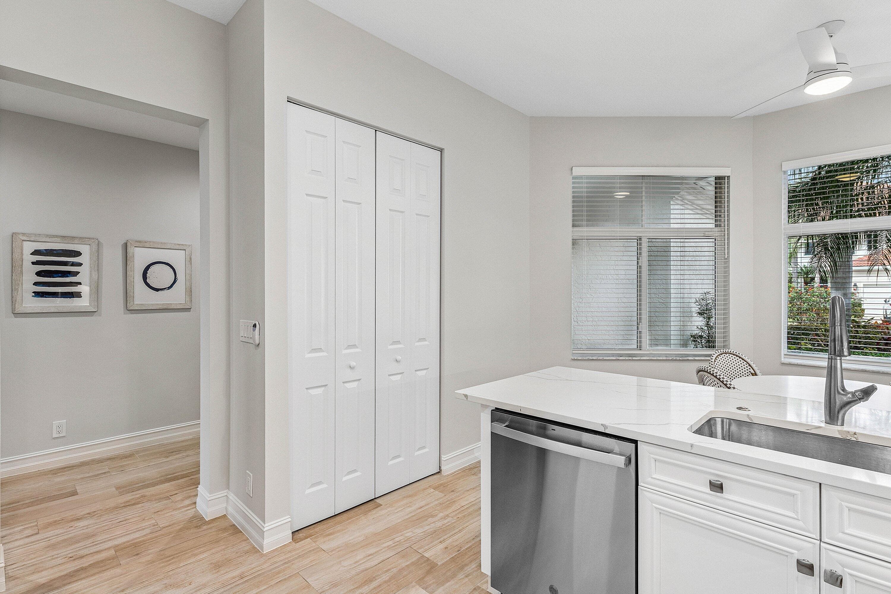 106 Palm Bay Drive B, Palm Beach Gardens, FL 33418 — photo 14 of 71